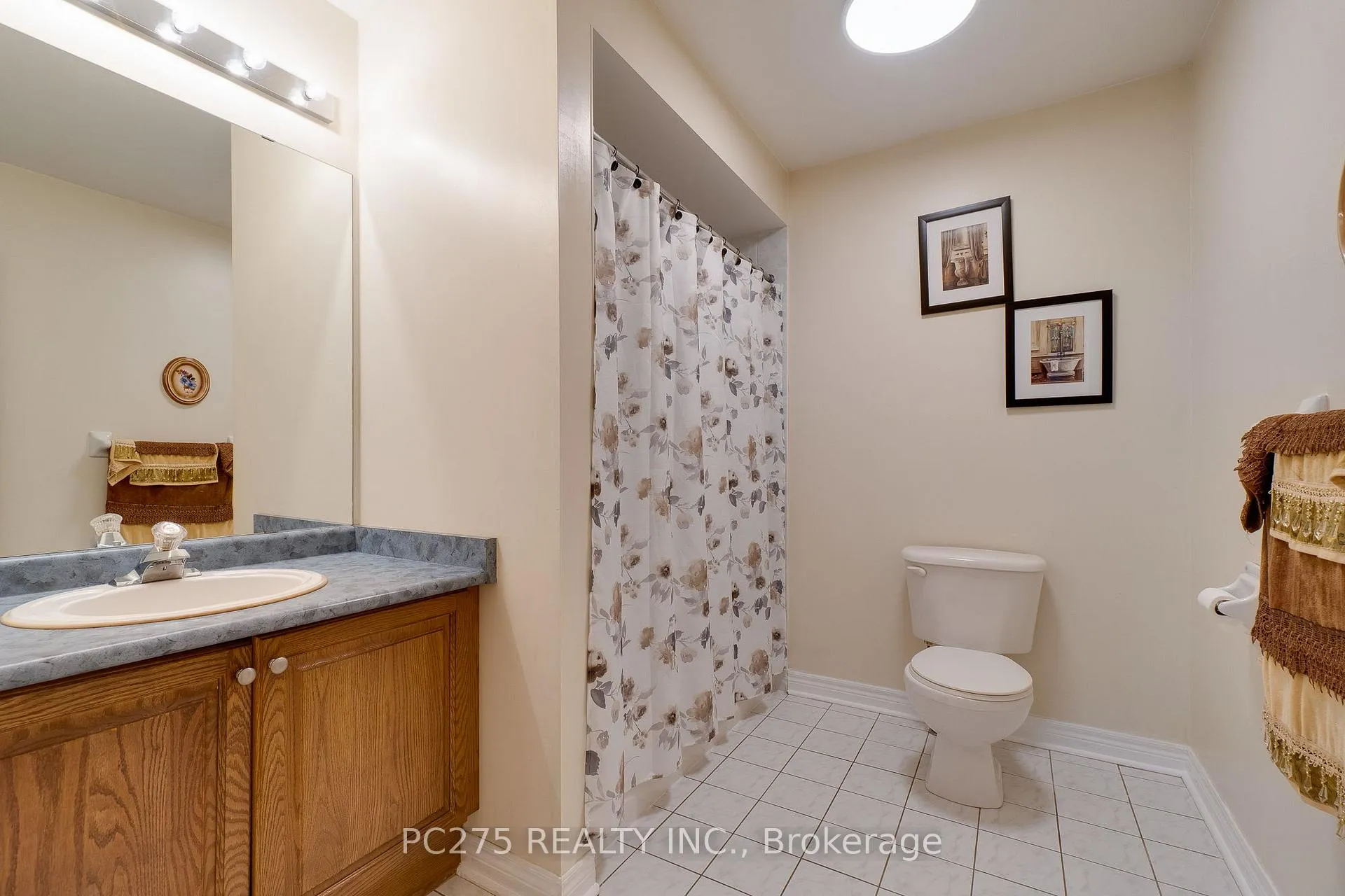 Photo 31 of 24 Wheatfield Drive, Vaughan, Vellore Village — HOMEH