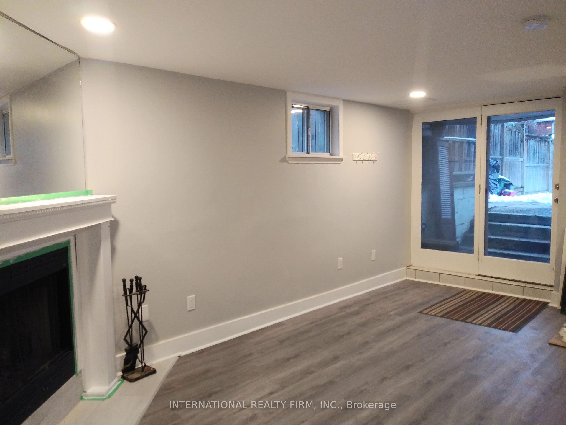Front of Unit Lower, 261 Soudan Avenue
