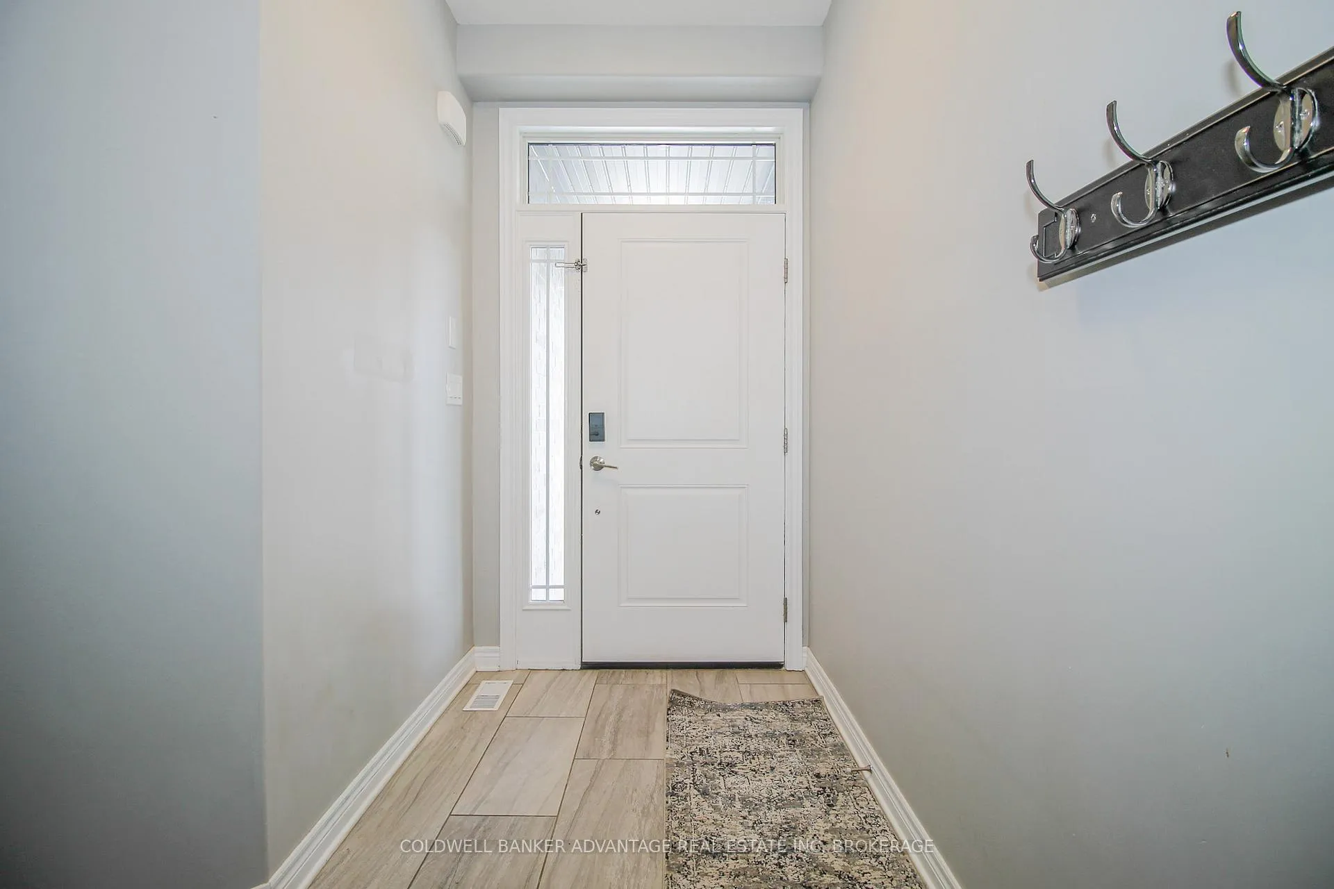 Photo 5 of 17 Homestead Way, Thorold, Rolling Meadows — HOMEH
