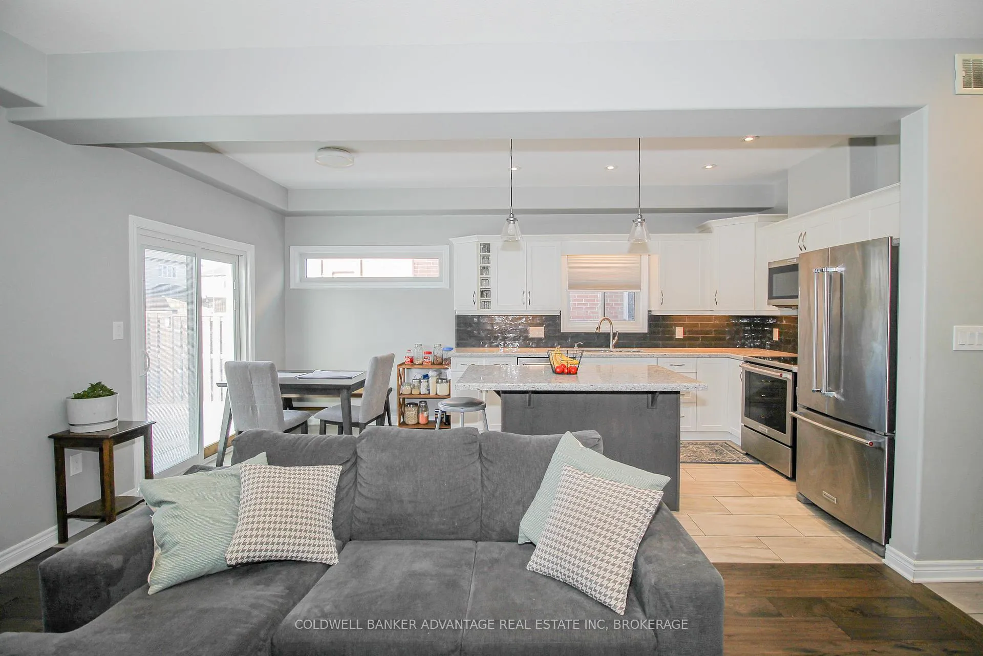 Photo 12 of 17 Homestead Way, Thorold, Rolling Meadows — HOMEH