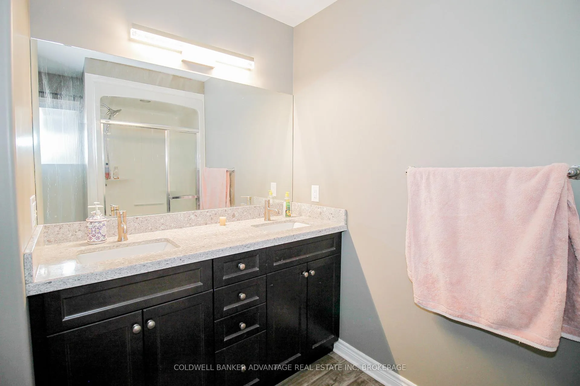 Photo 22 of 17 Homestead Way, Thorold, Rolling Meadows — HOMEH