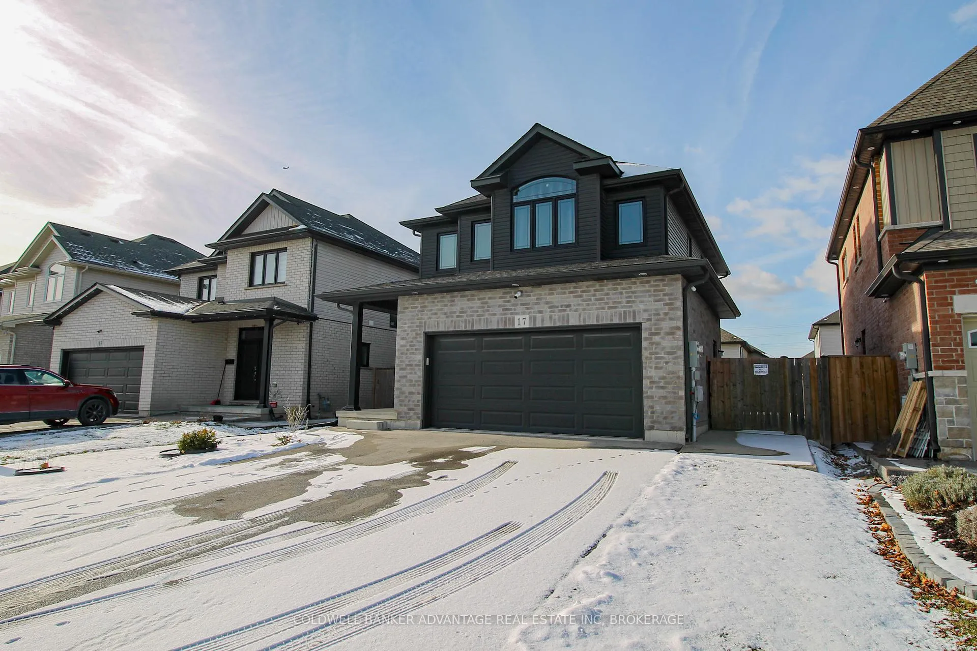 Photo 32 of 17 Homestead Way, Thorold, Rolling Meadows — HOMEH