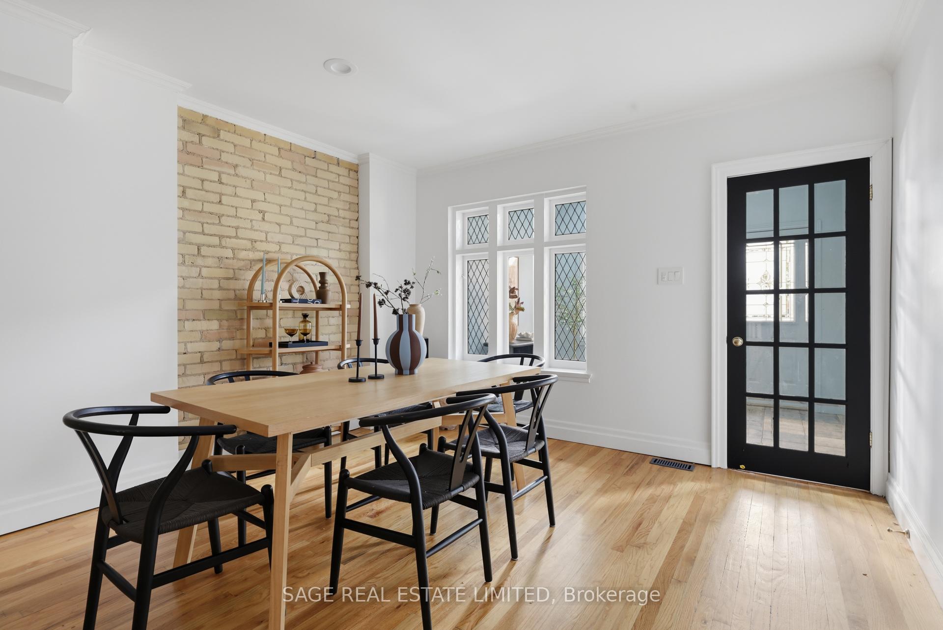 Photo 4 of 271 Silver Birch Avenue, Toronto, The Beaches — HOMEH
