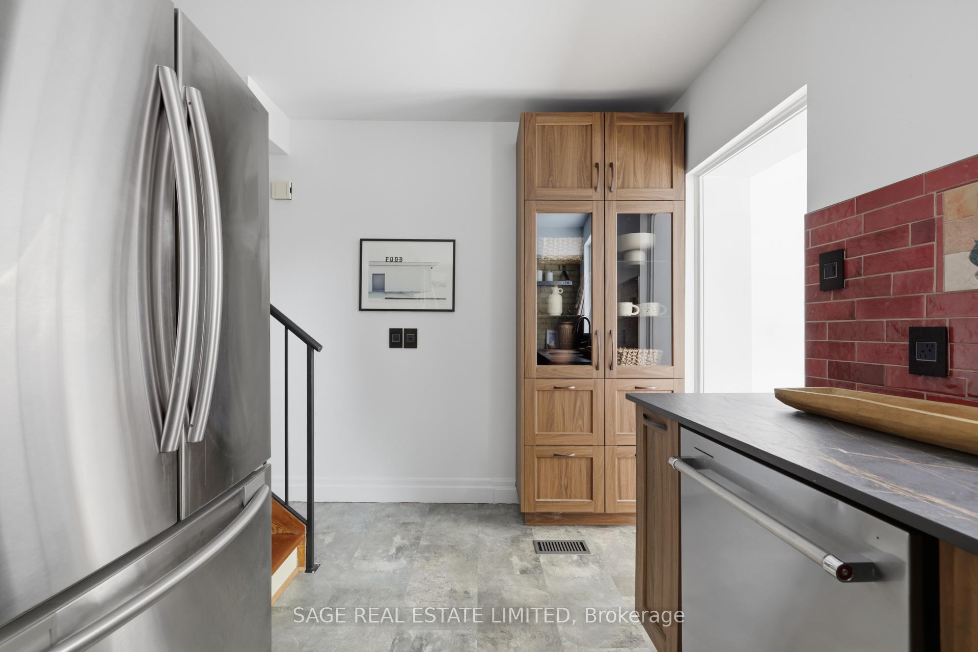 Photo 14 of 271 Silver Birch Avenue, Toronto, The Beaches — HOMEH