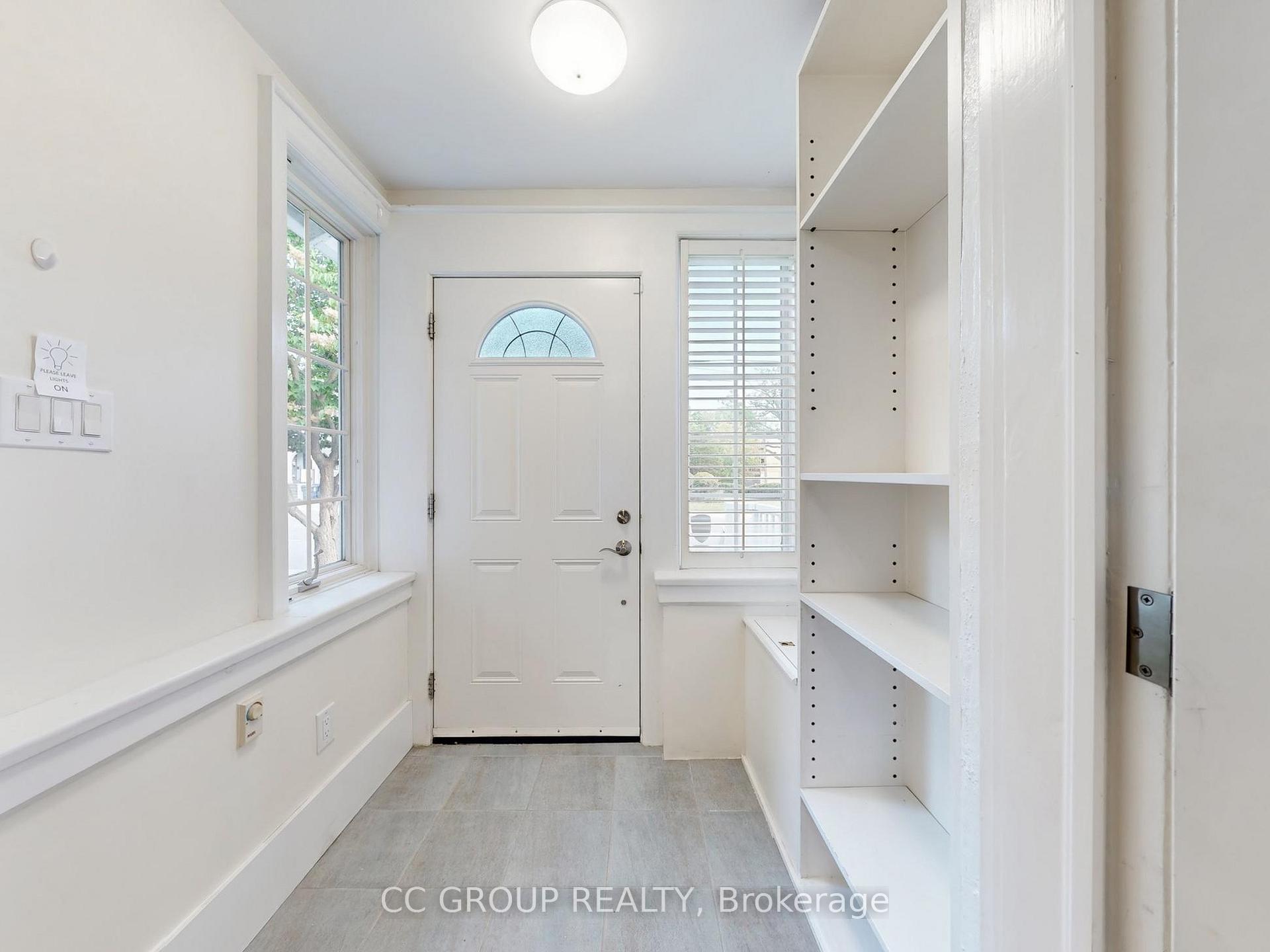 Photo 3 of 162 St Clair Avenue E, Toronto, Rosedale-Moore Park — HOMEH