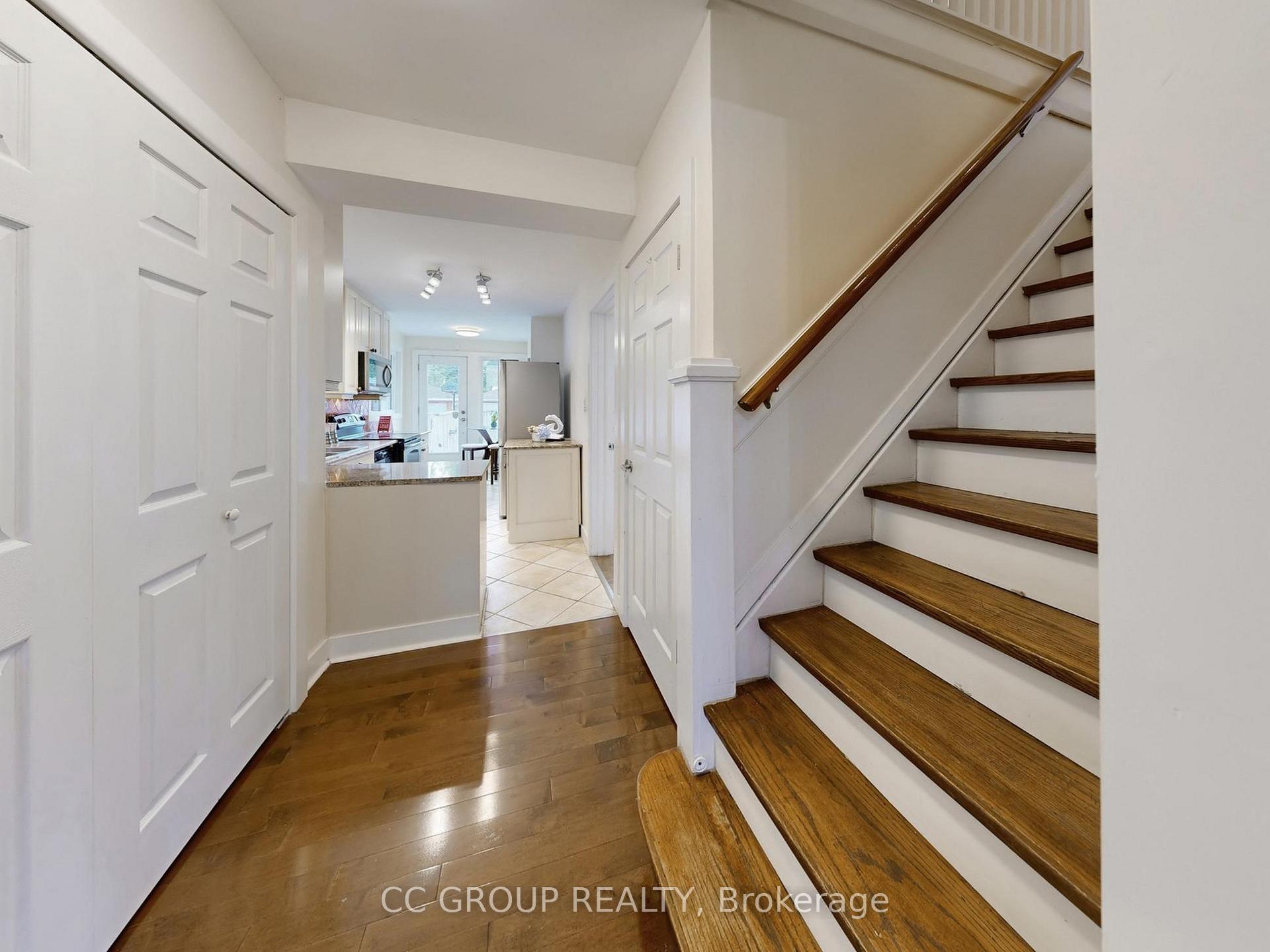 Photo 21 of 162 St Clair Avenue E, Toronto, Rosedale-Moore Park — HOMEH