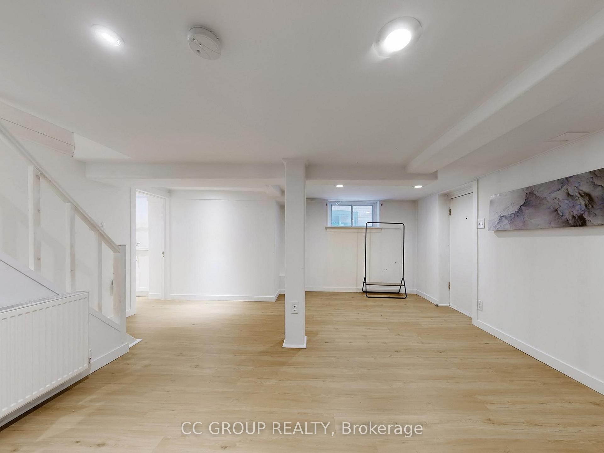 Photo 33 of 162 St Clair Avenue E, Toronto, Rosedale-Moore Park — HOMEH