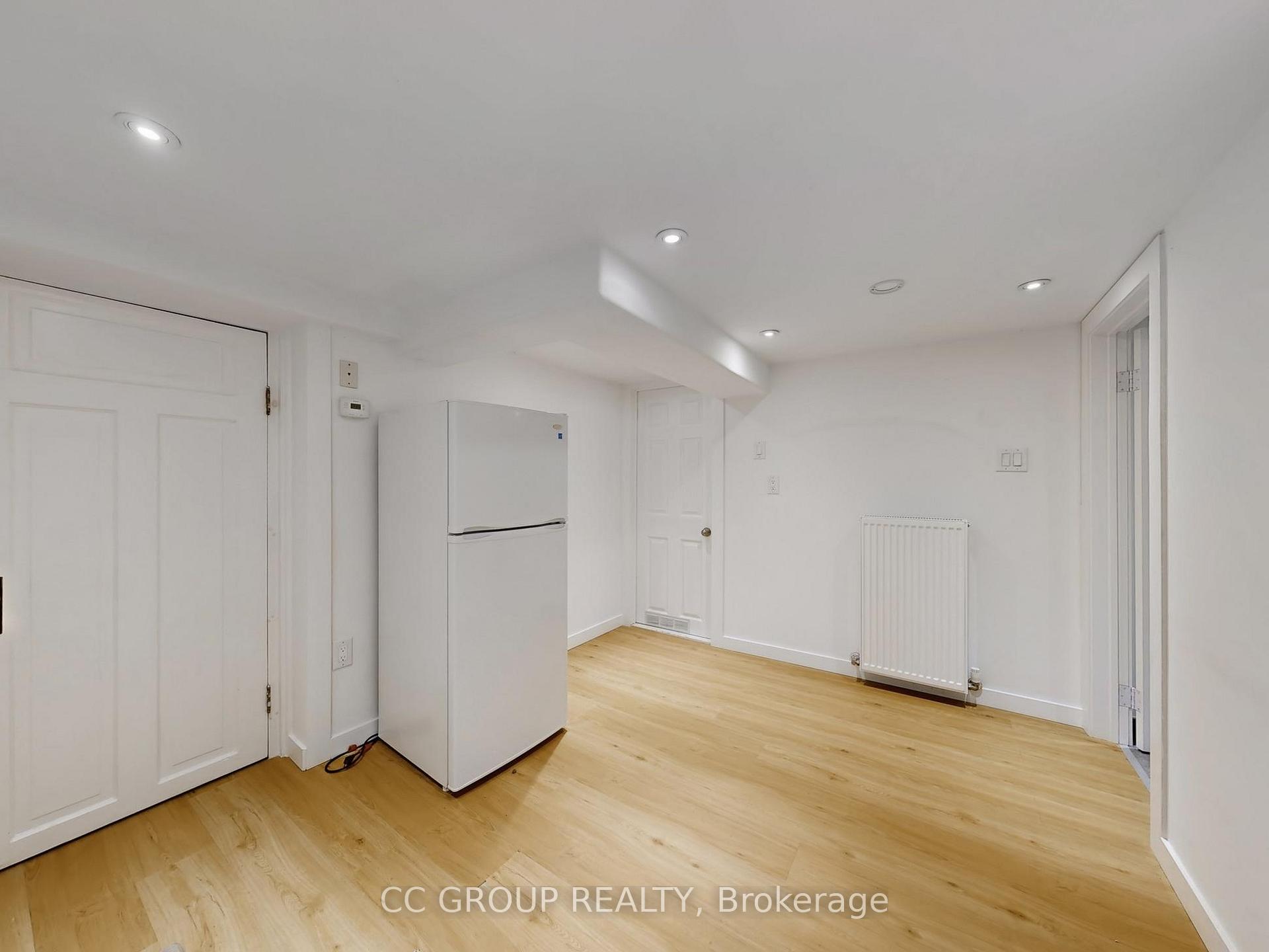 Photo 38 of 162 St Clair Avenue E, Toronto, Rosedale-Moore Park — HOMEH