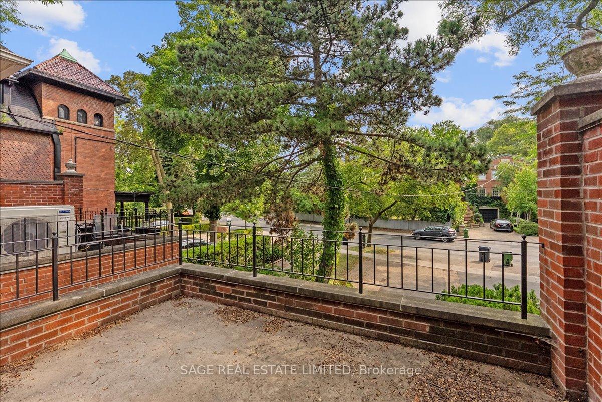 Photo 5 of 88A Glen Road, Toronto, Rosedale-Moore Park — HOMEH