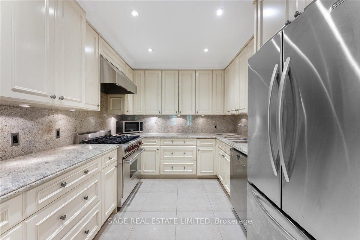 Photo 9 of 88A Glen Road, Toronto, Rosedale-Moore Park — HOMEH