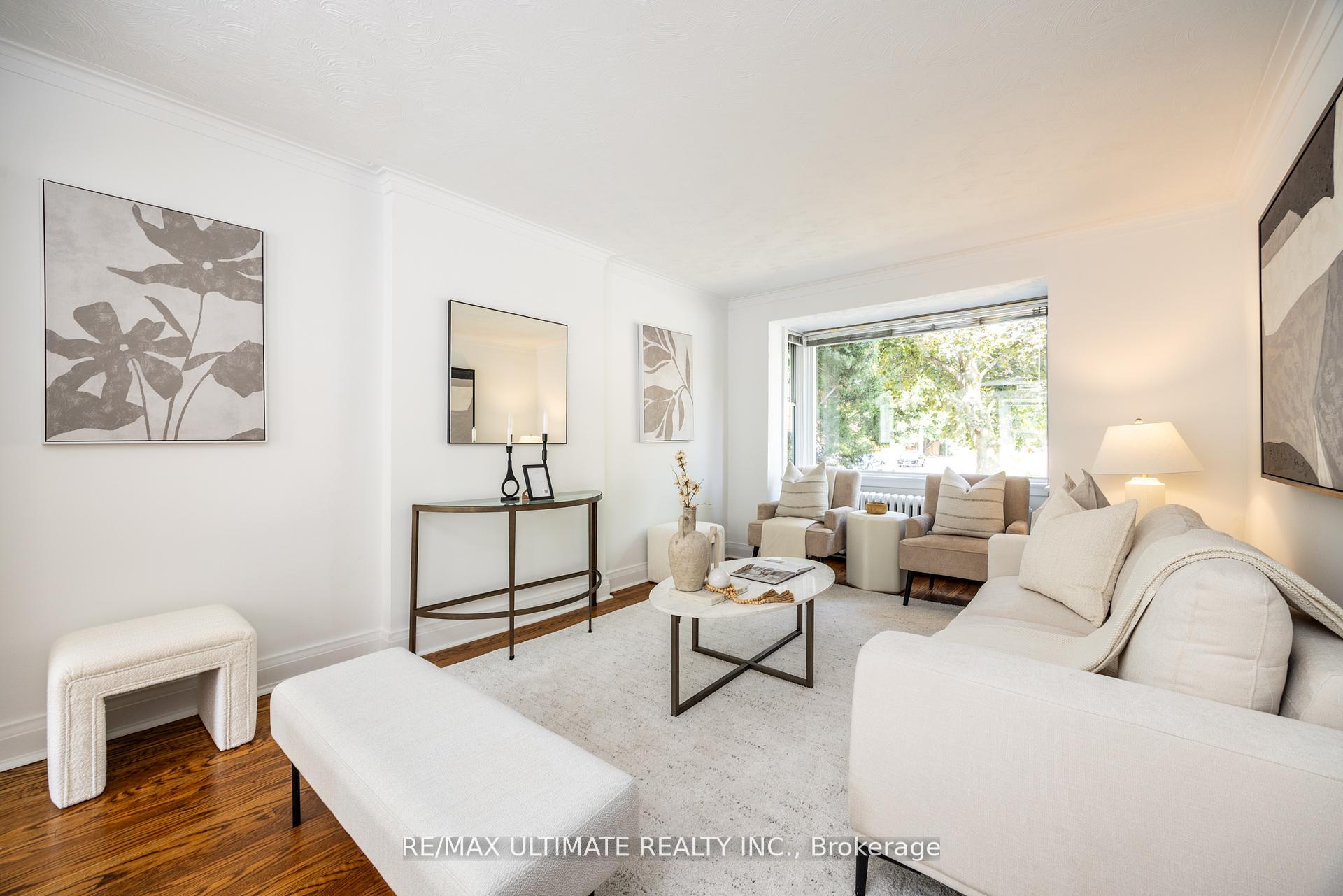 Photo 4 of 221 Donlea Drive, Toronto, Leaside — HOMEH