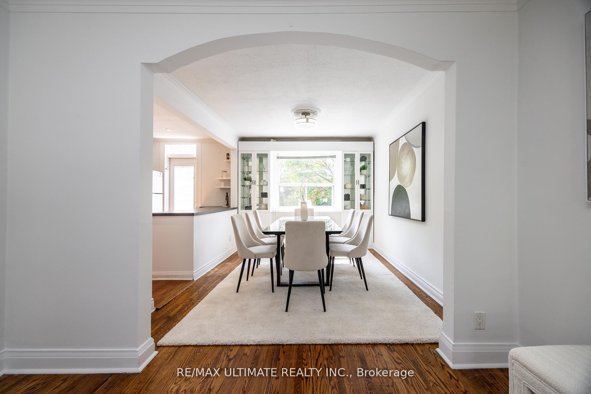 Photo 9 of 221 Donlea Drive, Toronto, Leaside — HOMEH