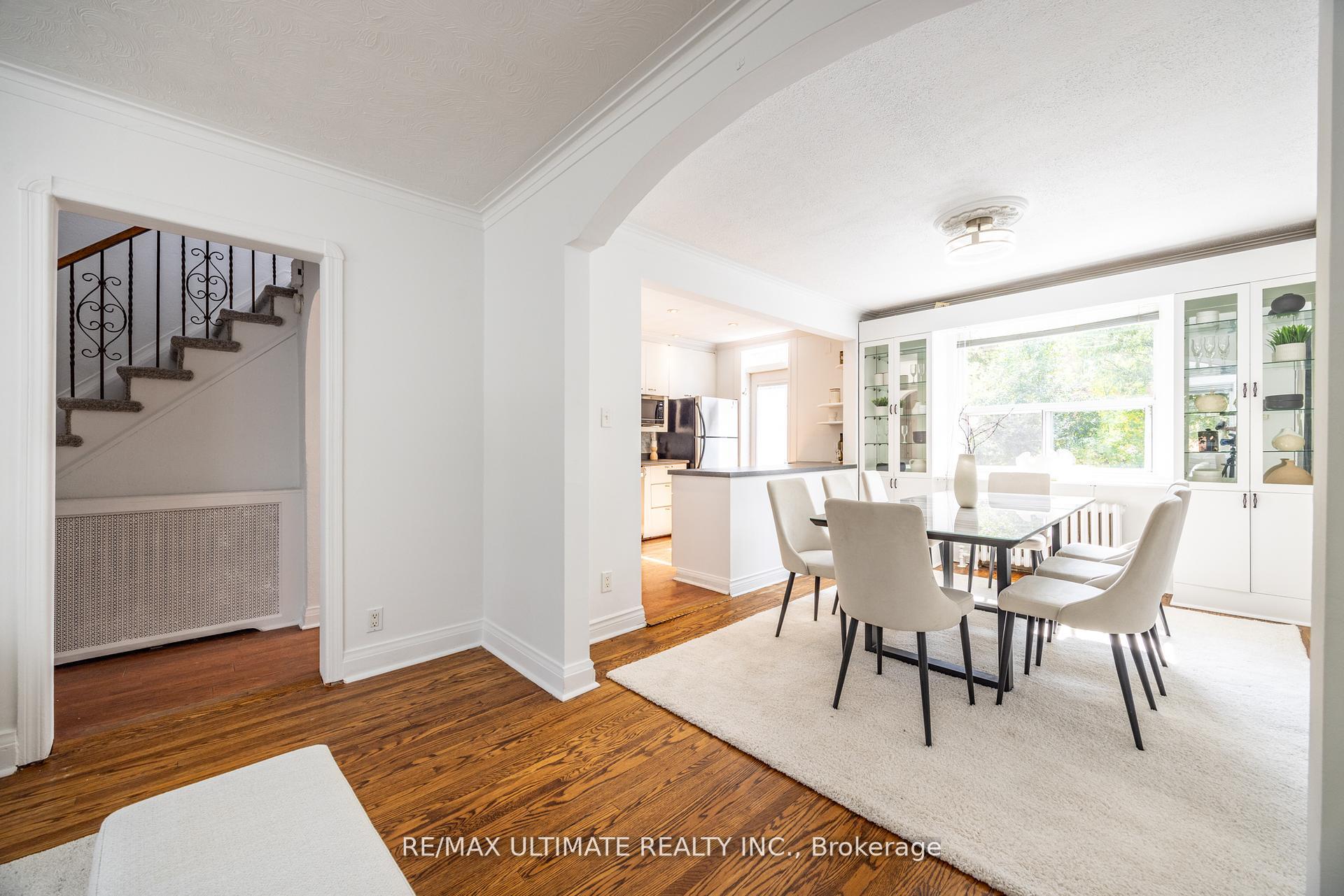 Photo 11 of 221 Donlea Drive, Toronto, Leaside — HOMEH