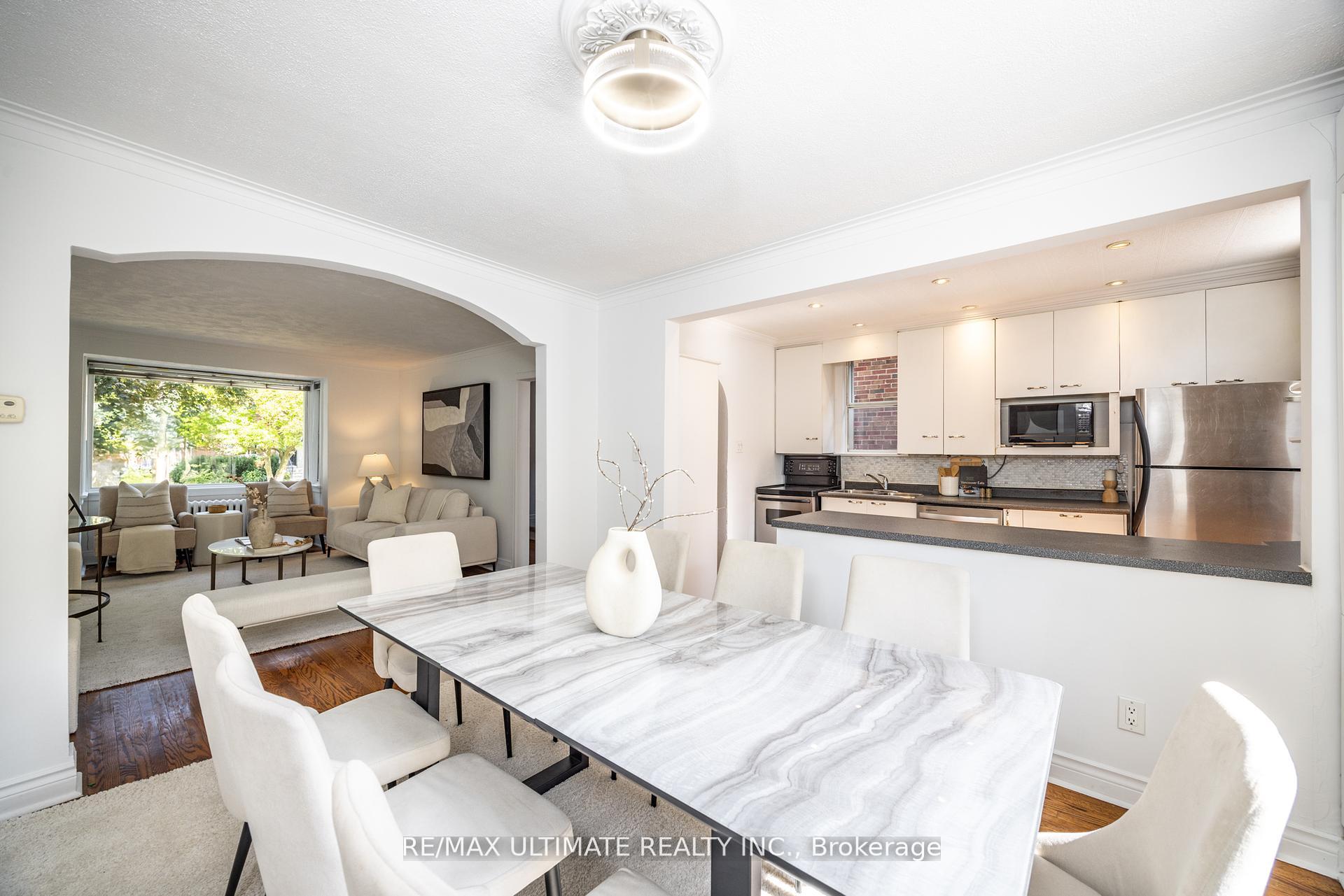 Photo 18 of 221 Donlea Drive, Toronto, Leaside — HOMEH