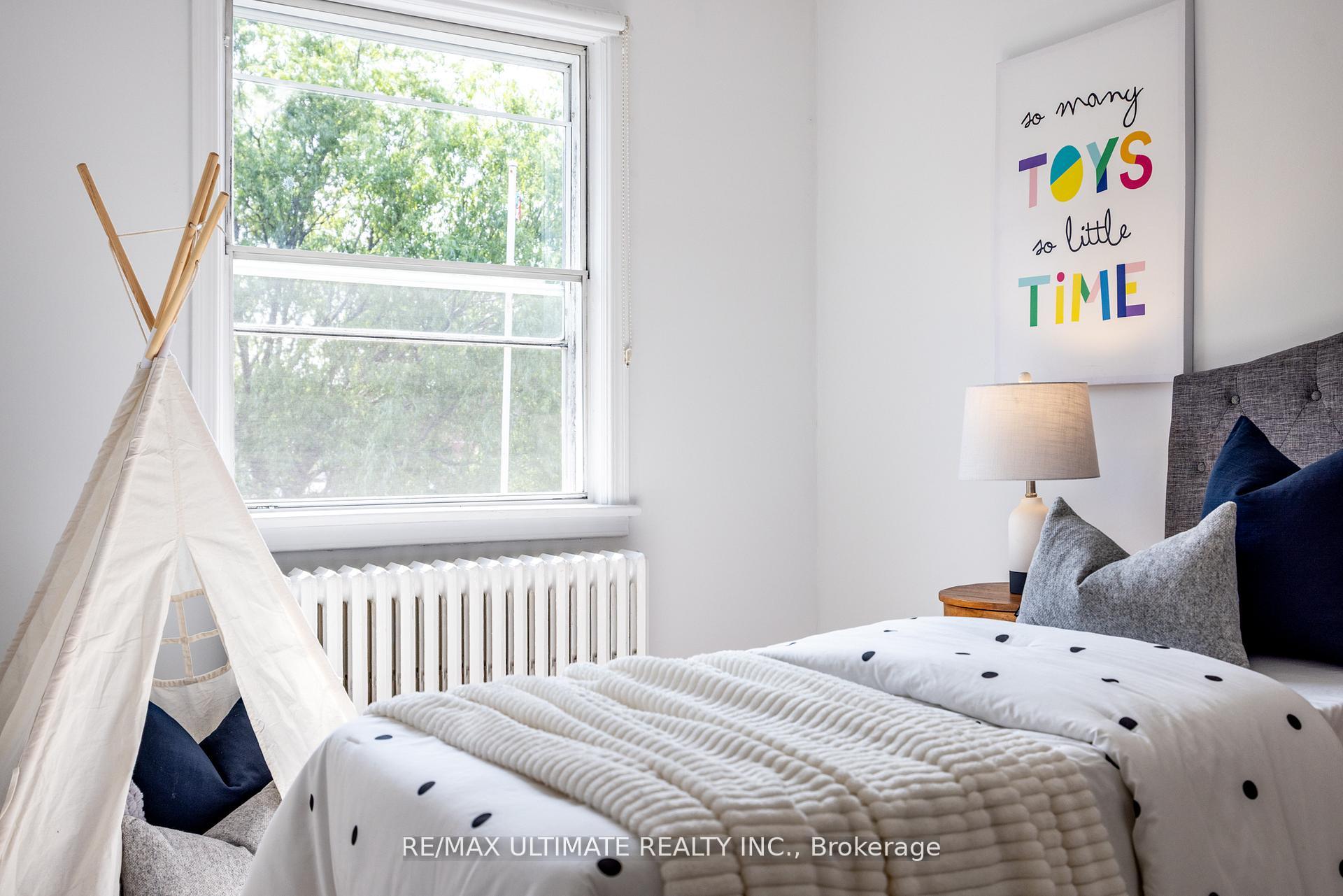 Photo 29 of 221 Donlea Drive, Toronto, Leaside — HOMEH