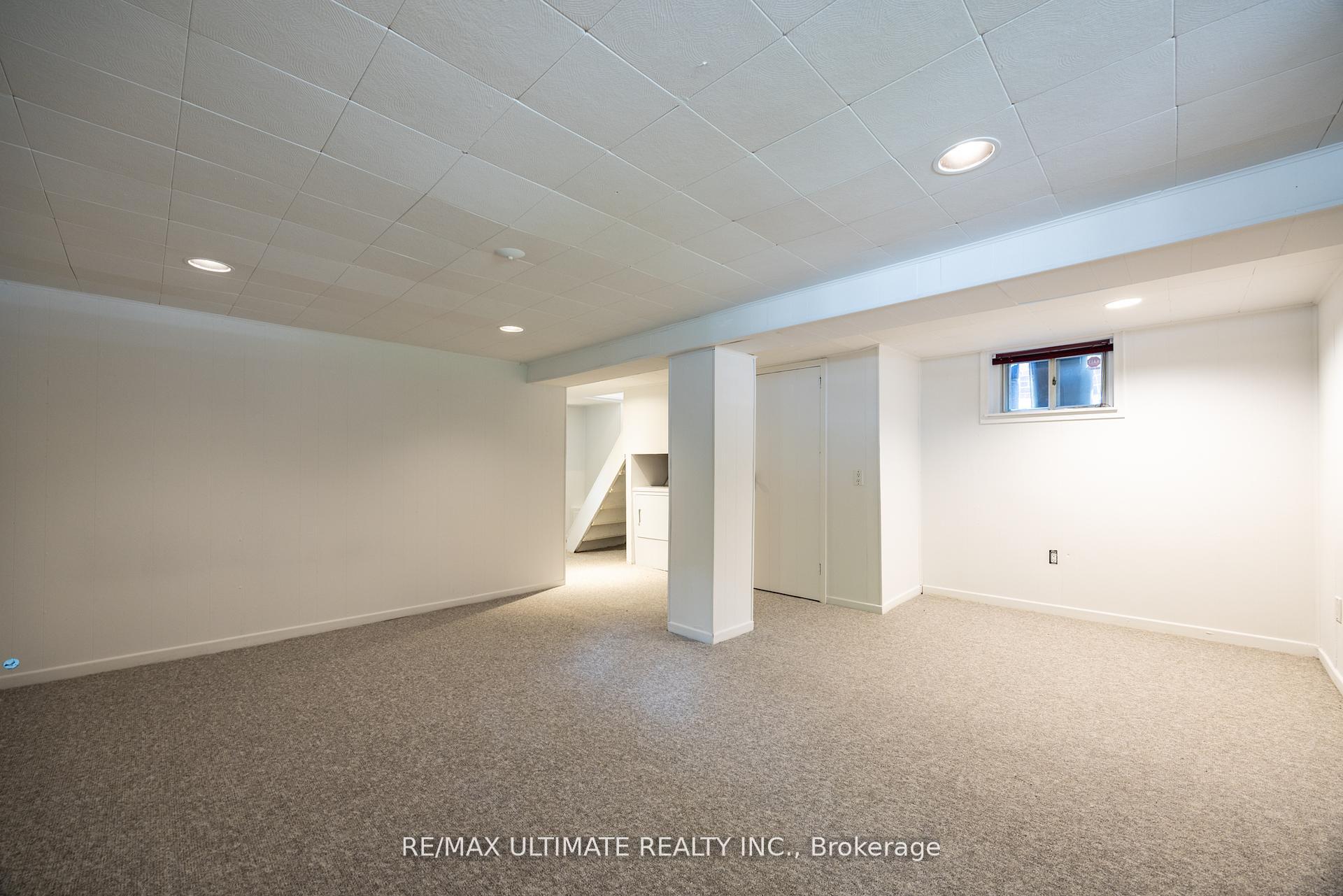 Photo 40 of 221 Donlea Drive, Toronto, Leaside — HOMEH