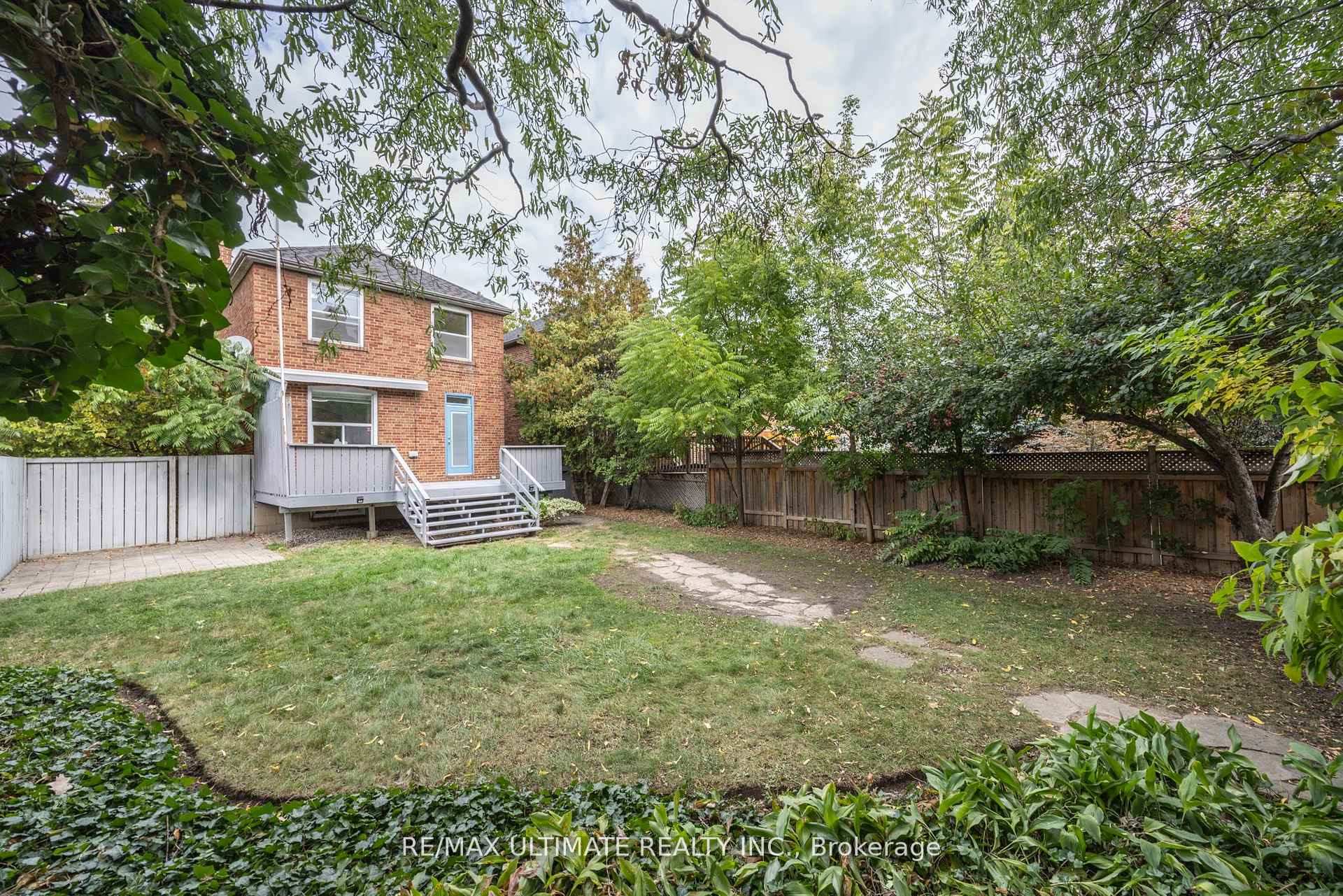 Photo 45 of 221 Donlea Drive, Toronto, Leaside — HOMEH