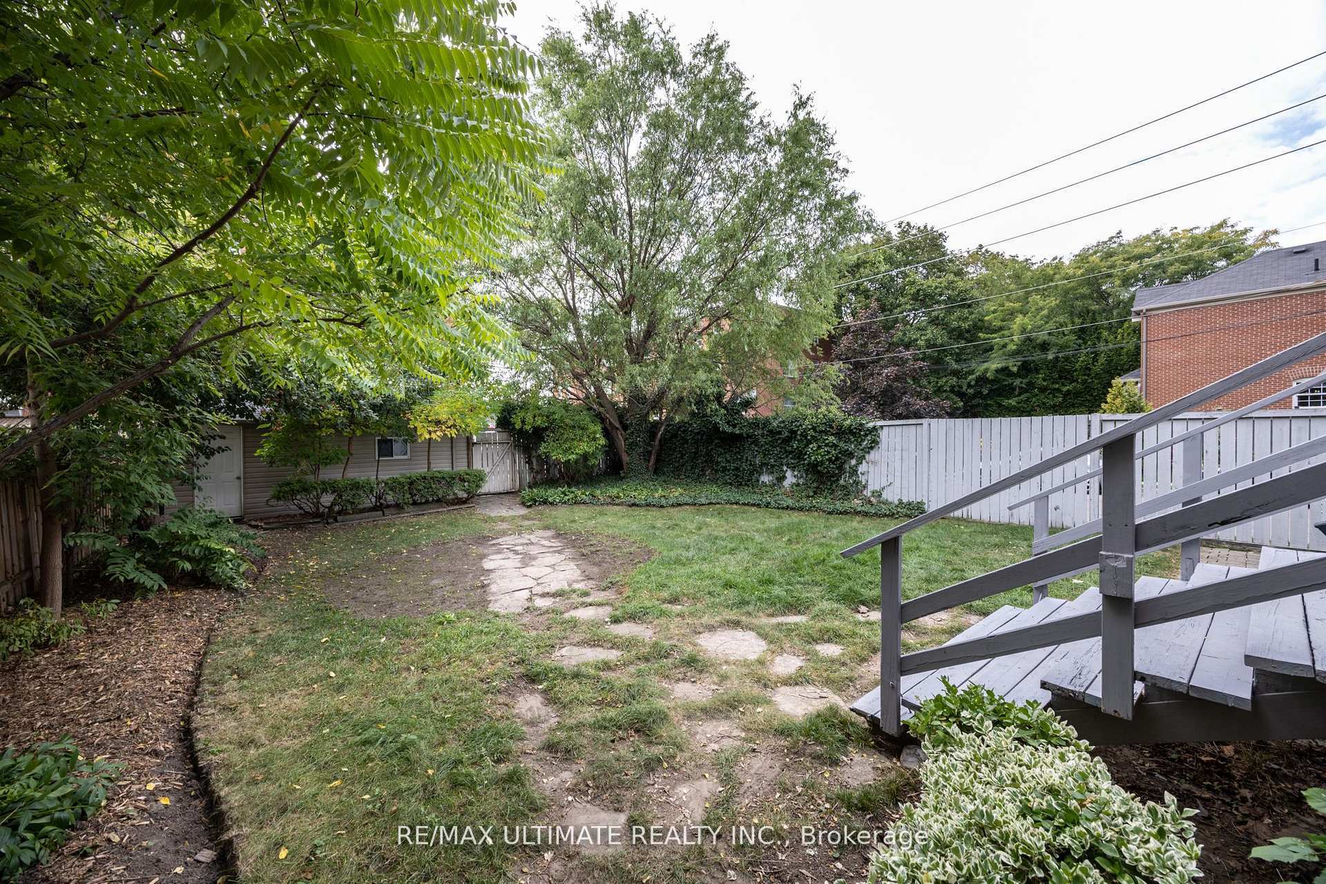 Photo 46 of 221 Donlea Drive, Toronto, Leaside — HOMEH