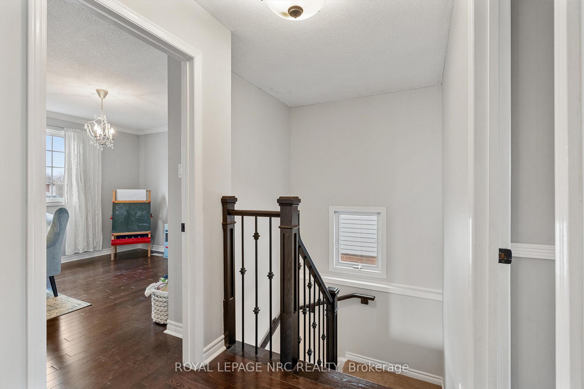 Photo 21 of 15 Commerford Street, Thorold, Confederation Heights — HOMEH
