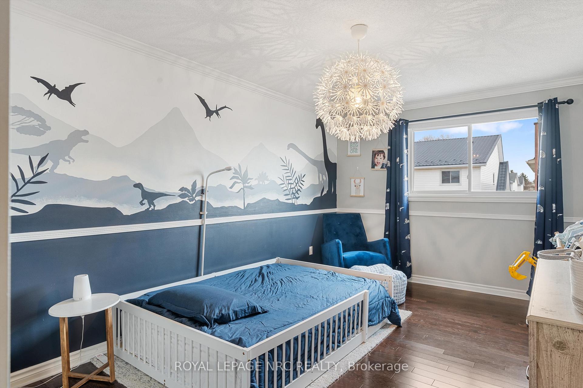 Photo 24 of 15 Commerford Street, Thorold, Confederation Heights — HOMEH