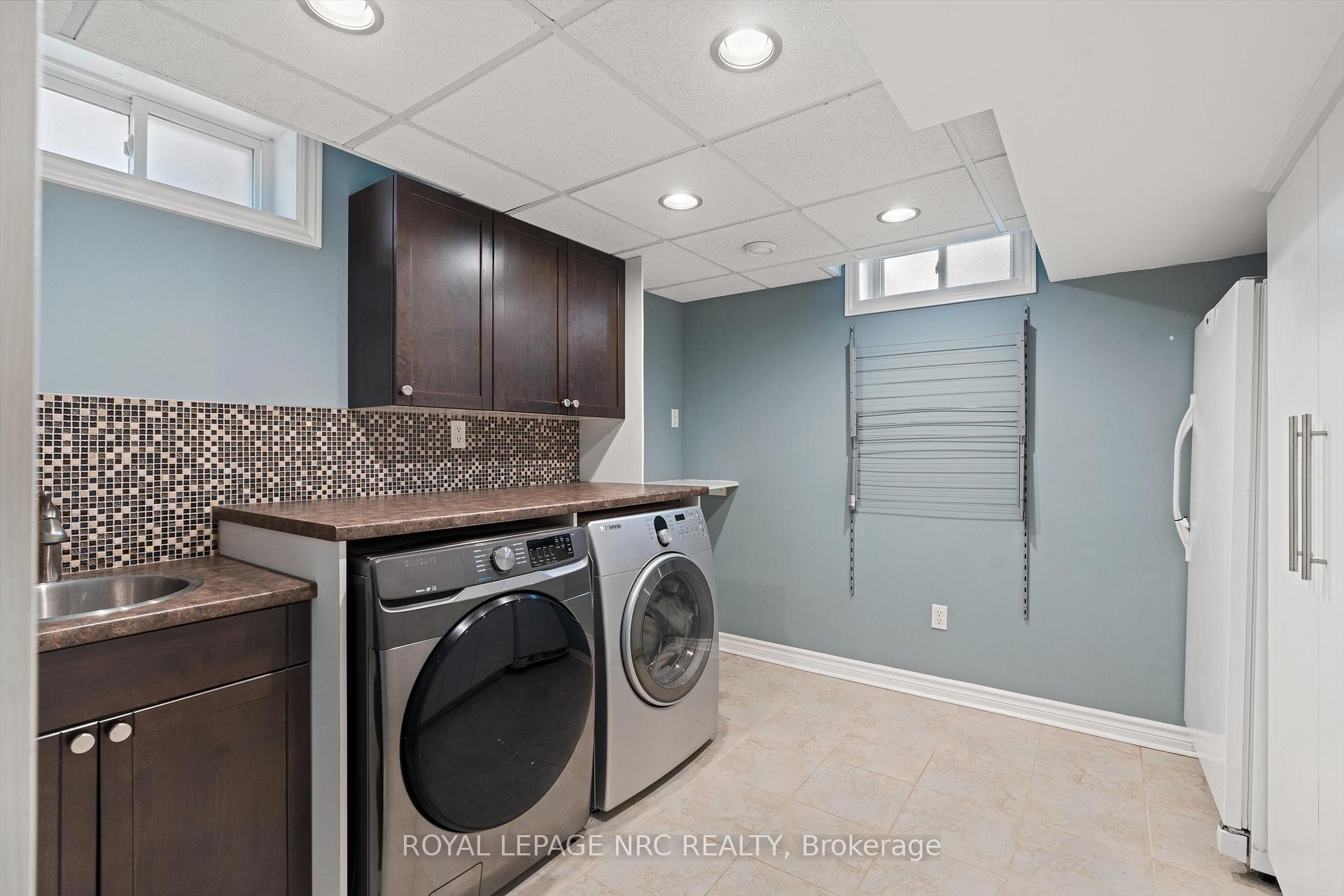 Photo 33 of 15 Commerford Street, Thorold, Confederation Heights — HOMEH