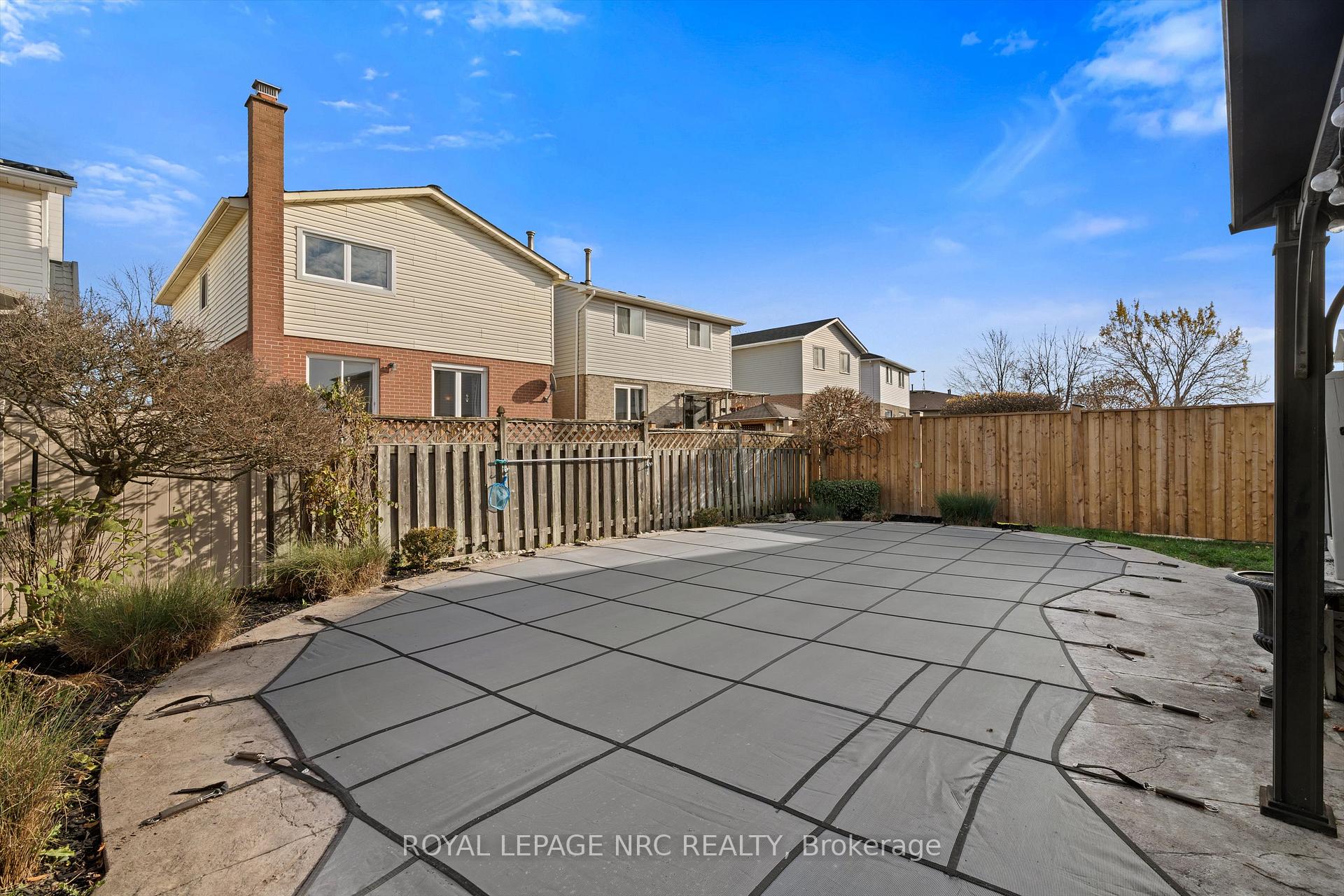 Photo 38 of 15 Commerford Street, Thorold, Confederation Heights — HOMEH