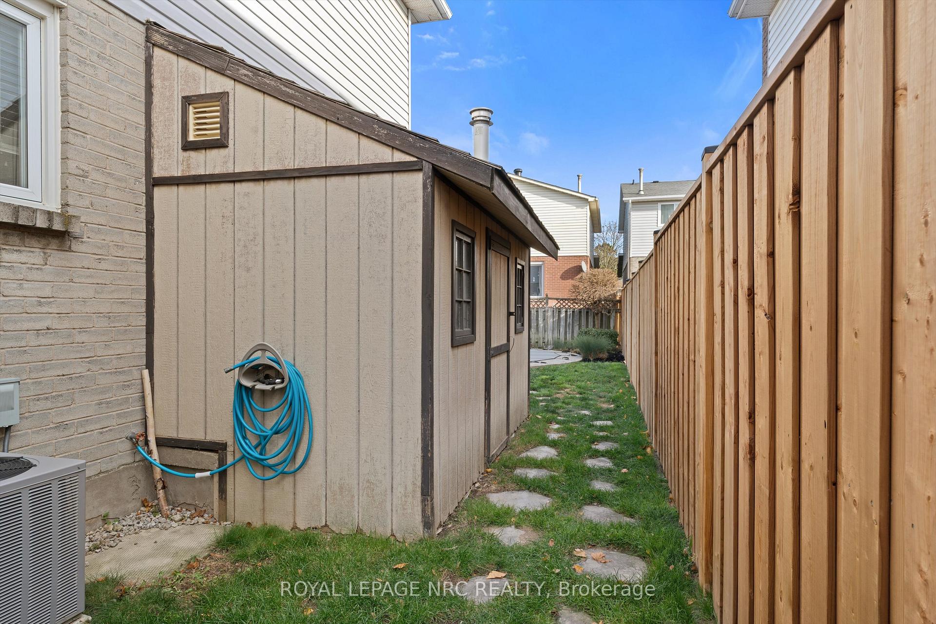 Photo 42 of 15 Commerford Street, Thorold, Confederation Heights — HOMEH