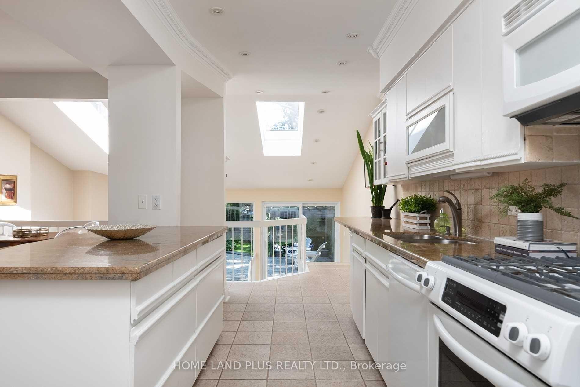 Photo 7 of 45 Marmot Street, Toronto, Mount Pleasant East — HOMEH