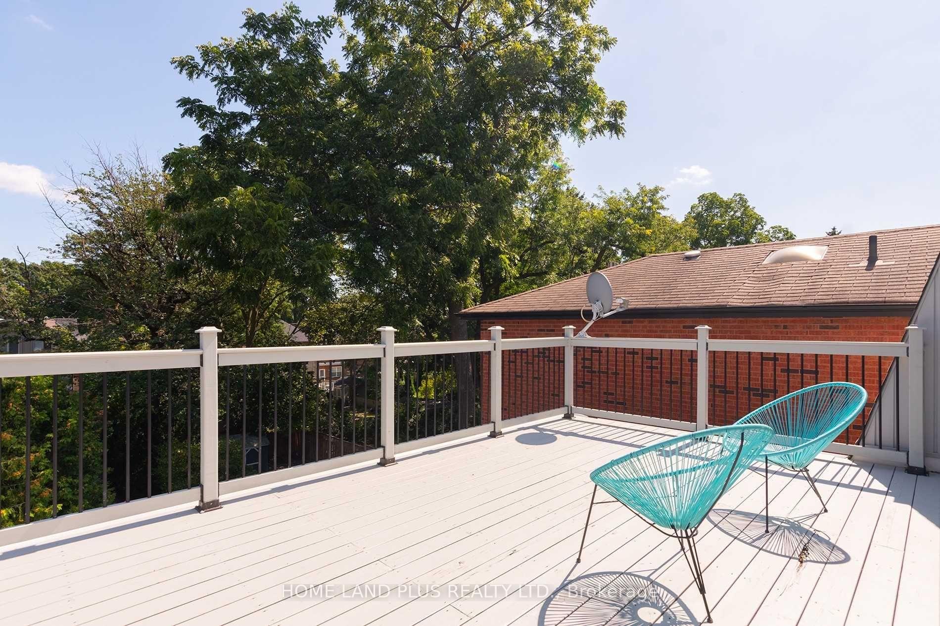 Photo 15 of 45 Marmot Street, Toronto, Mount Pleasant East — HOMEH