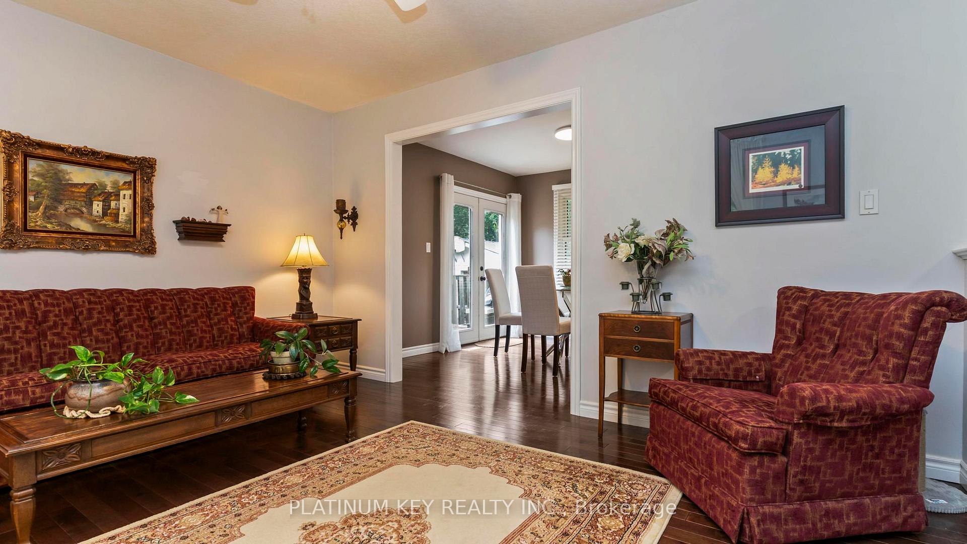 Photo 11 of 688 John Street, Strathroy-Caradoc, Mount Brydges — HOMEH