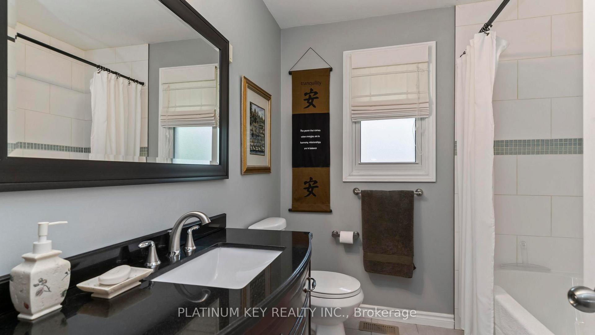 Photo 16 of 688 John Street, Strathroy-Caradoc, Mount Brydges — HOMEH