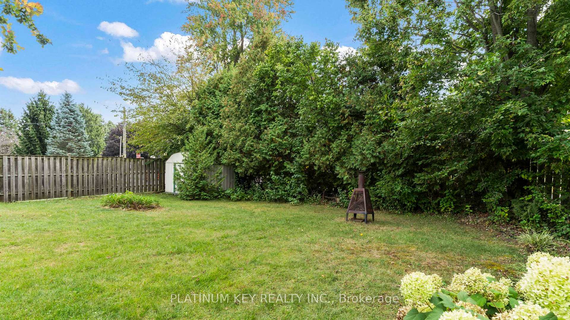 Photo 24 of 688 John Street, Strathroy-Caradoc, Mount Brydges — HOMEH