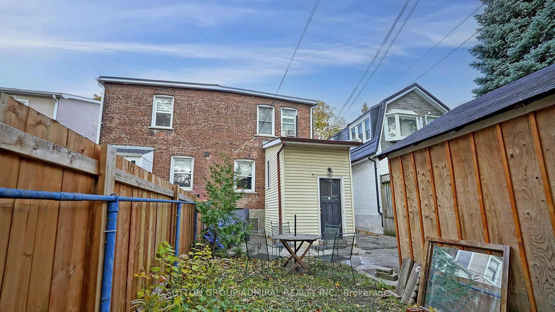 Photo 10 of 7 Harris Avenue, Toronto, East End-Danforth — HOMEH