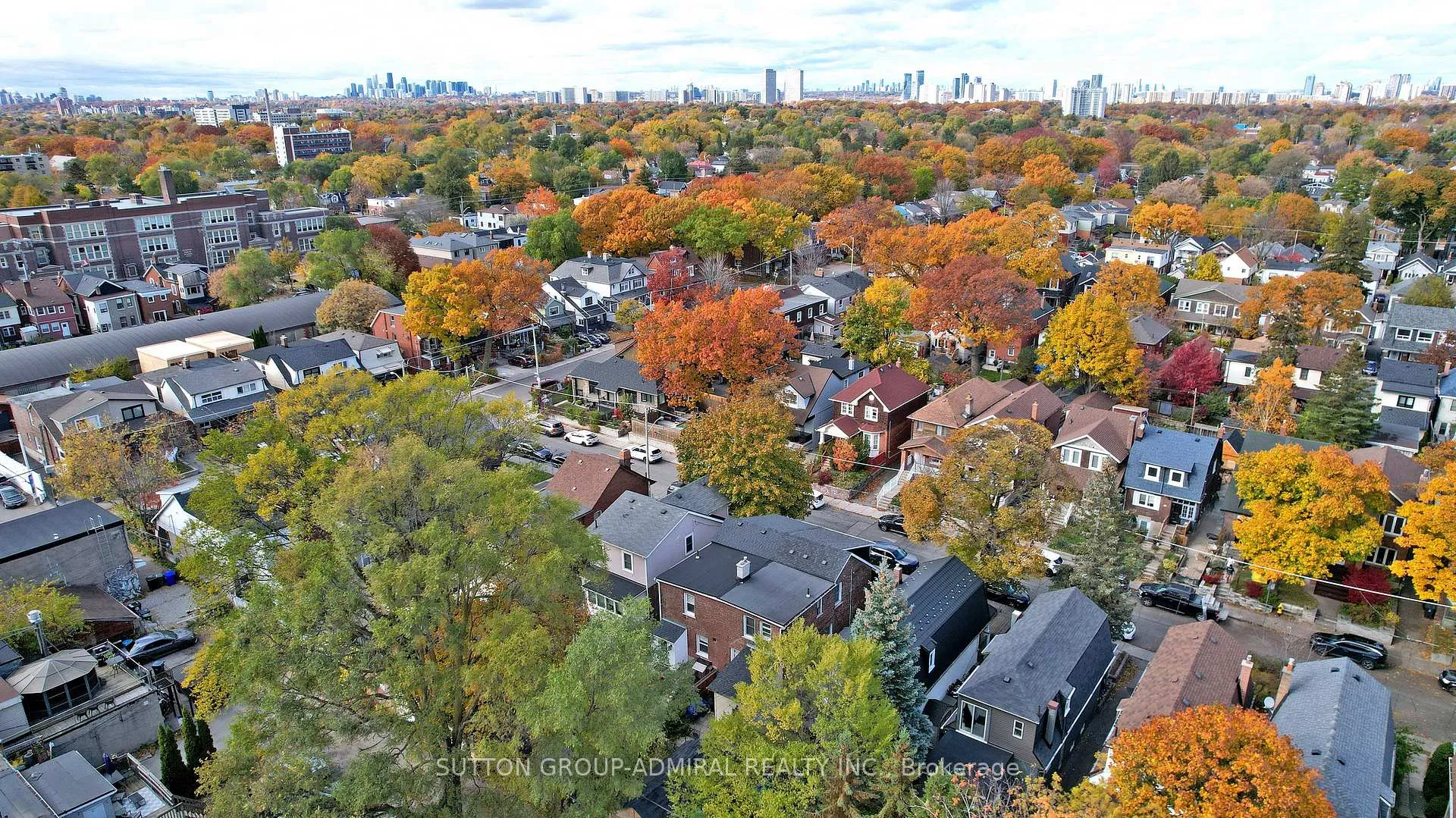 Photo 14 of 7 Harris Avenue, Toronto, East End-Danforth — HOMEH