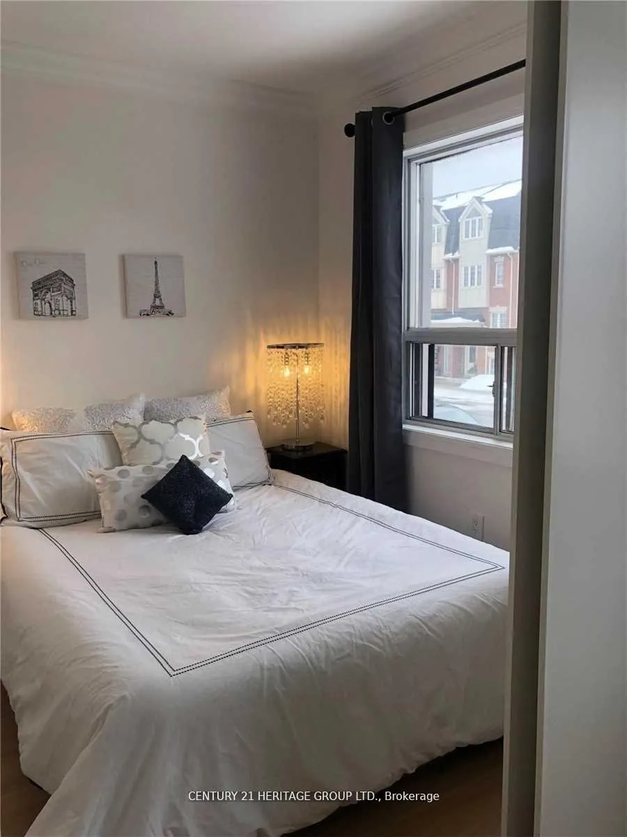 Photo 5 of Unit 1, 1710 Danforth Avenue, Toronto, Danforth — HOMEH