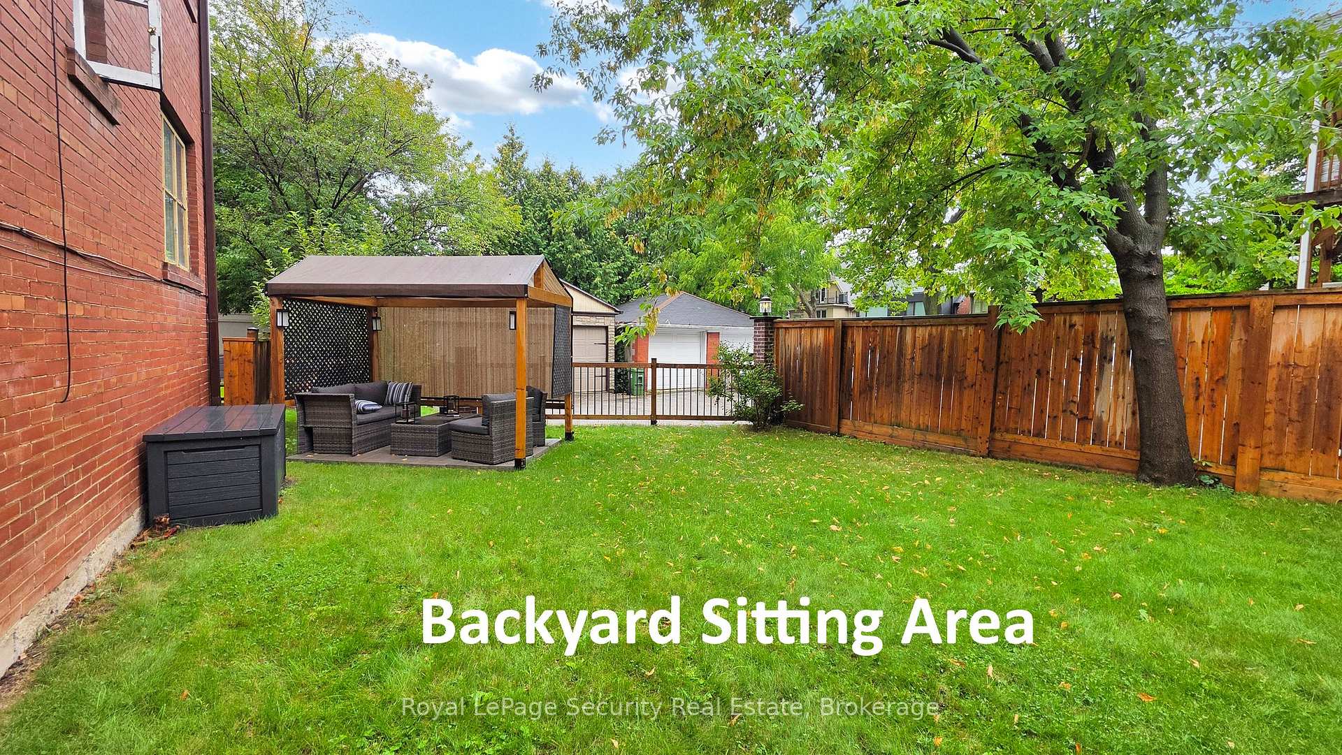 Photo 45 of 251 St Clair Avenue E, Toronto, Rosedale-Moore Park — HOMEH