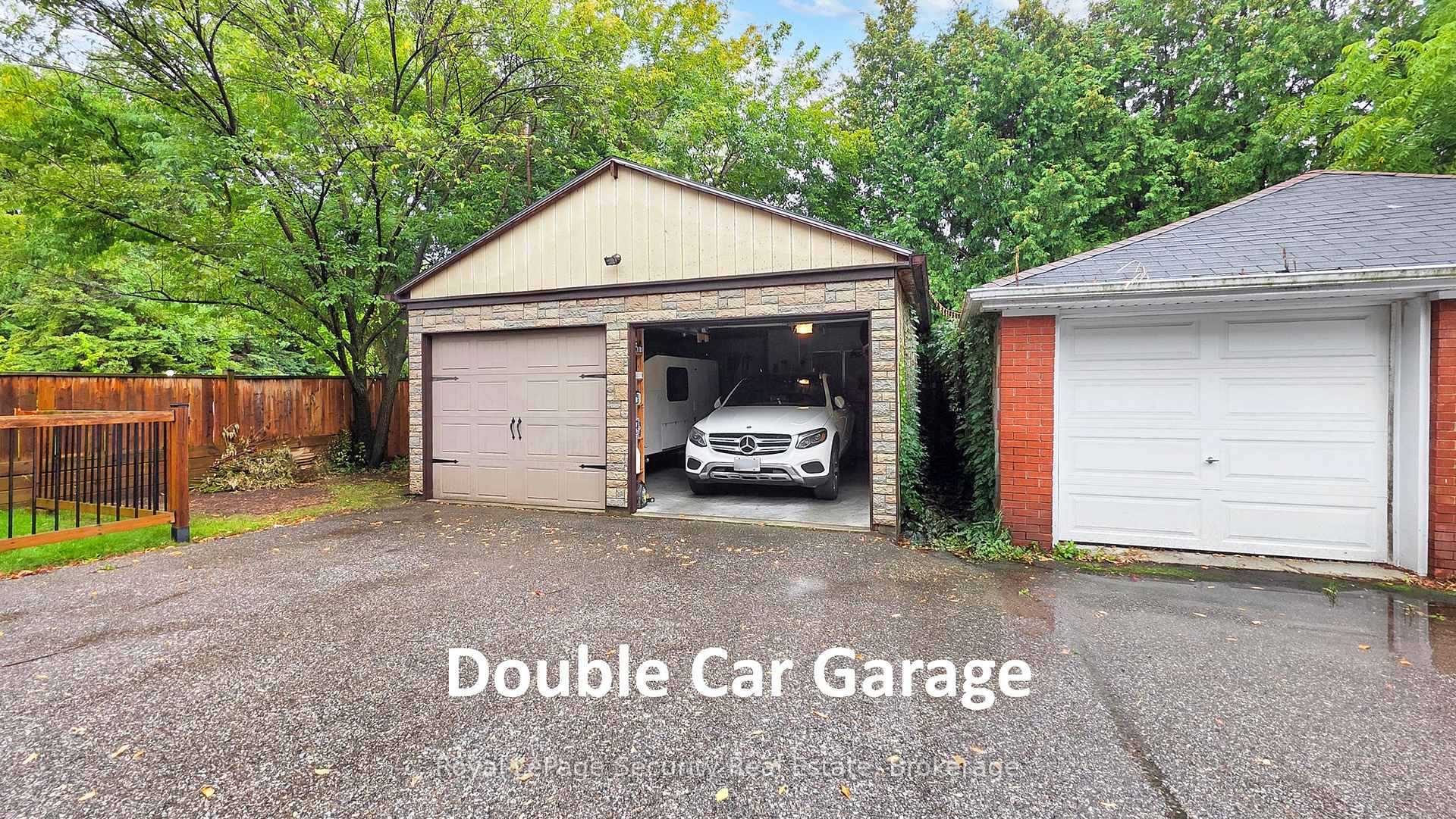 Photo 48 of 251 St Clair Avenue E, Toronto, Rosedale-Moore Park — HOMEH
