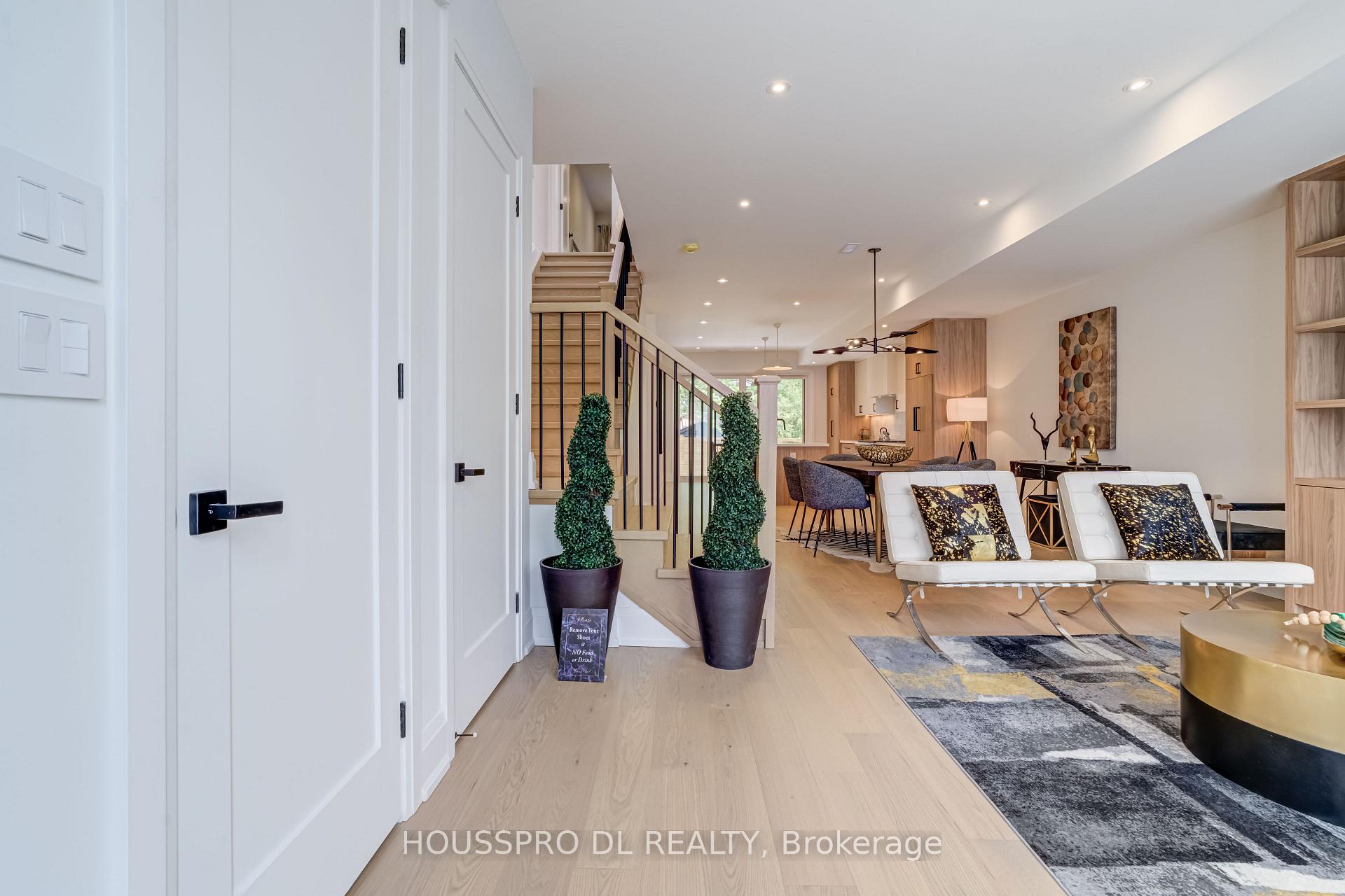 Photo 3 of 718 Hillsdale Avenue E, Toronto, Mount Pleasant East — HOMEH