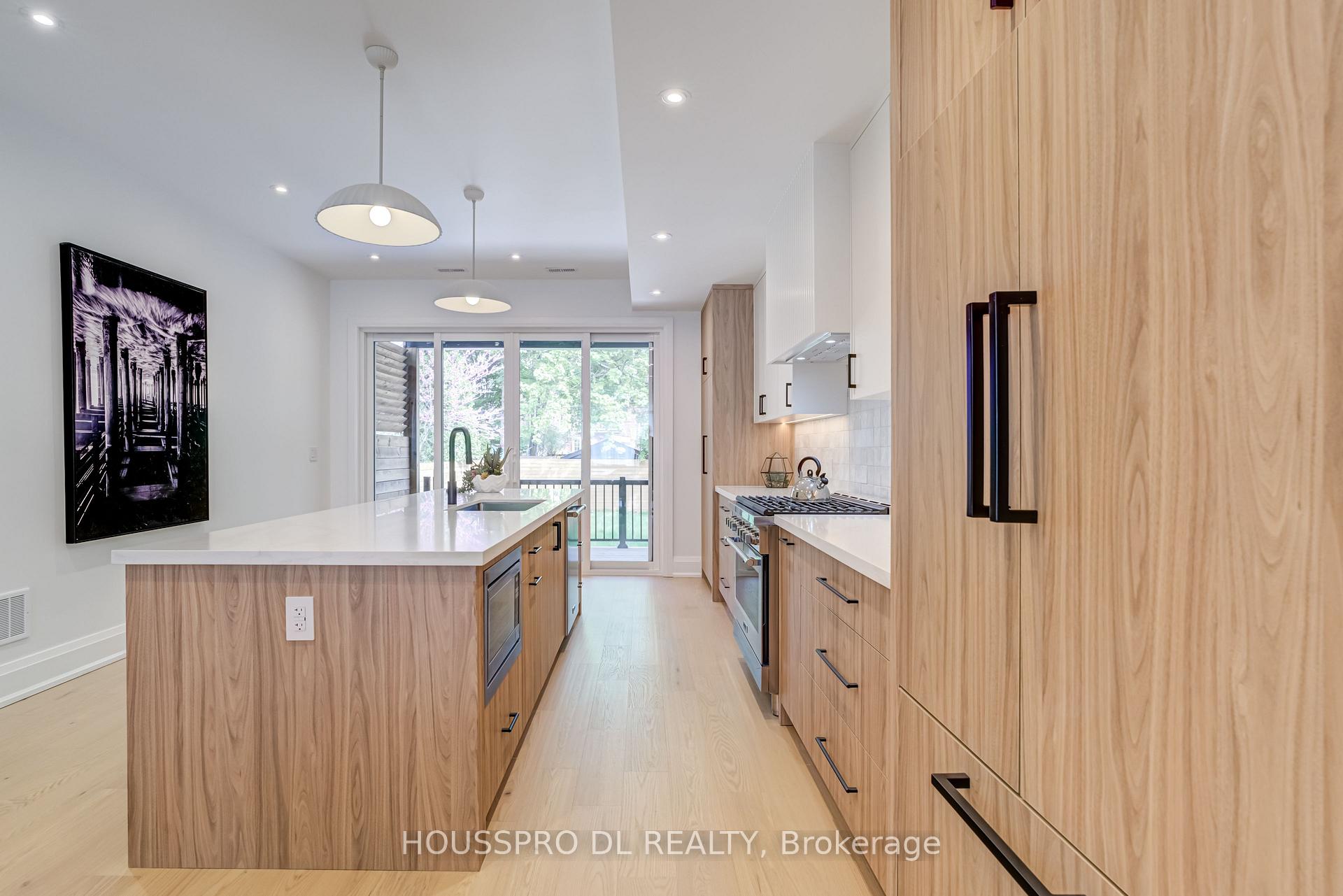 Photo 14 of 718 Hillsdale Avenue E, Toronto, Mount Pleasant East — HOMEH