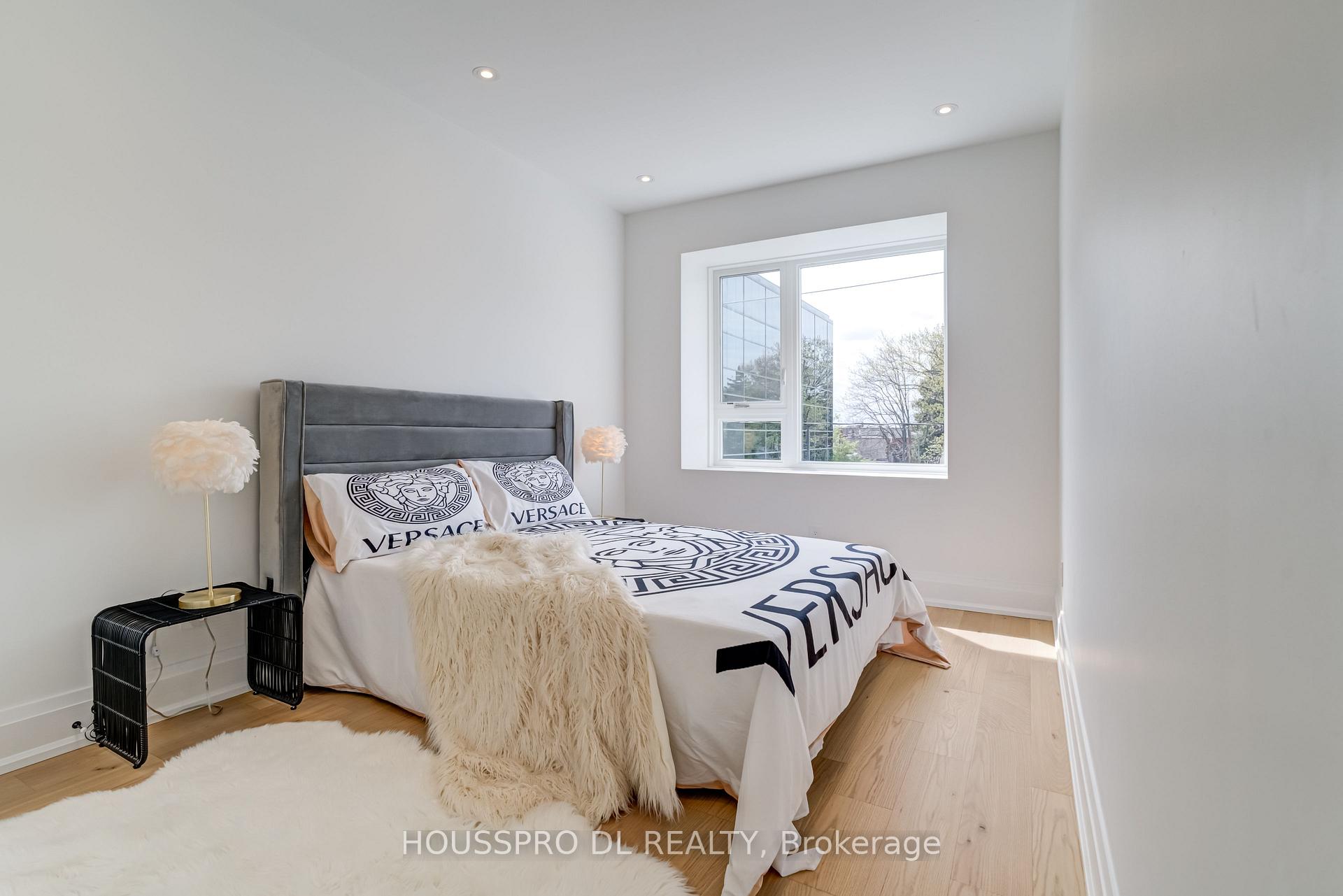 Photo 26 of 718 Hillsdale Avenue E, Toronto, Mount Pleasant East — HOMEH