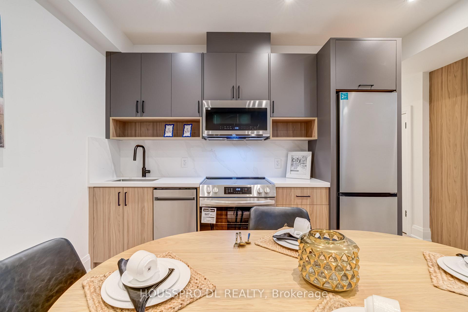 Photo 42 of 718 Hillsdale Avenue E, Toronto, Mount Pleasant East — HOMEH