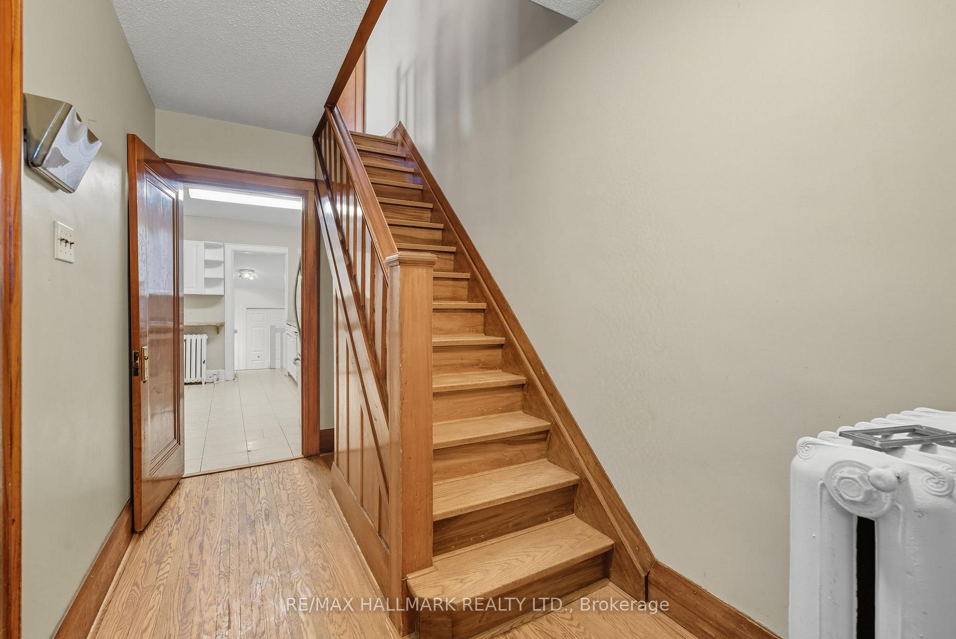 Photo 7 of 386 Belsize Drive, Toronto, Mount Pleasant East — HOMEH