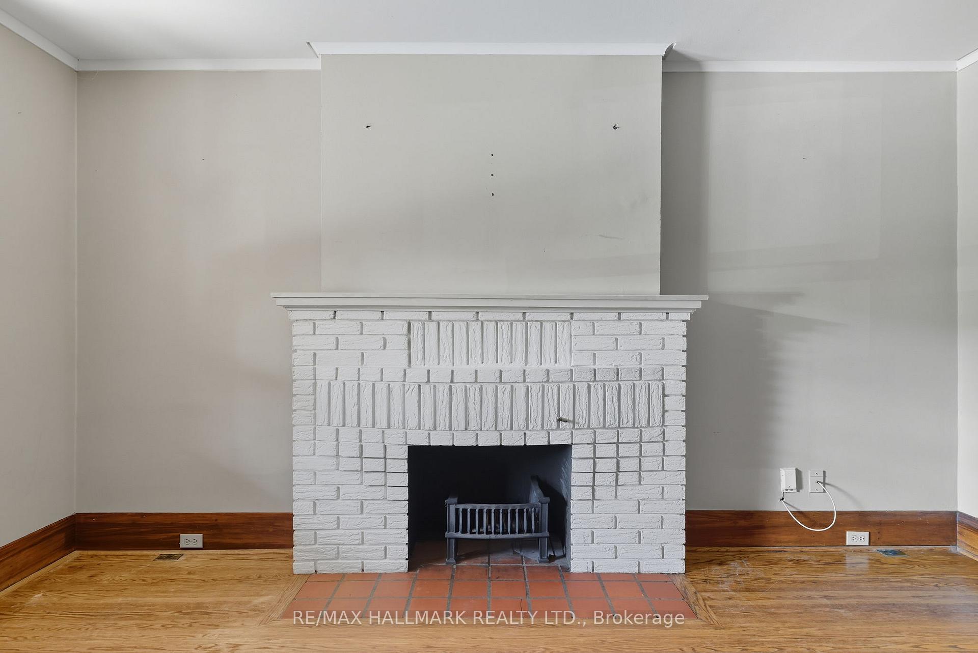 Photo 8 of 386 Belsize Drive, Toronto, Mount Pleasant East — HOMEH