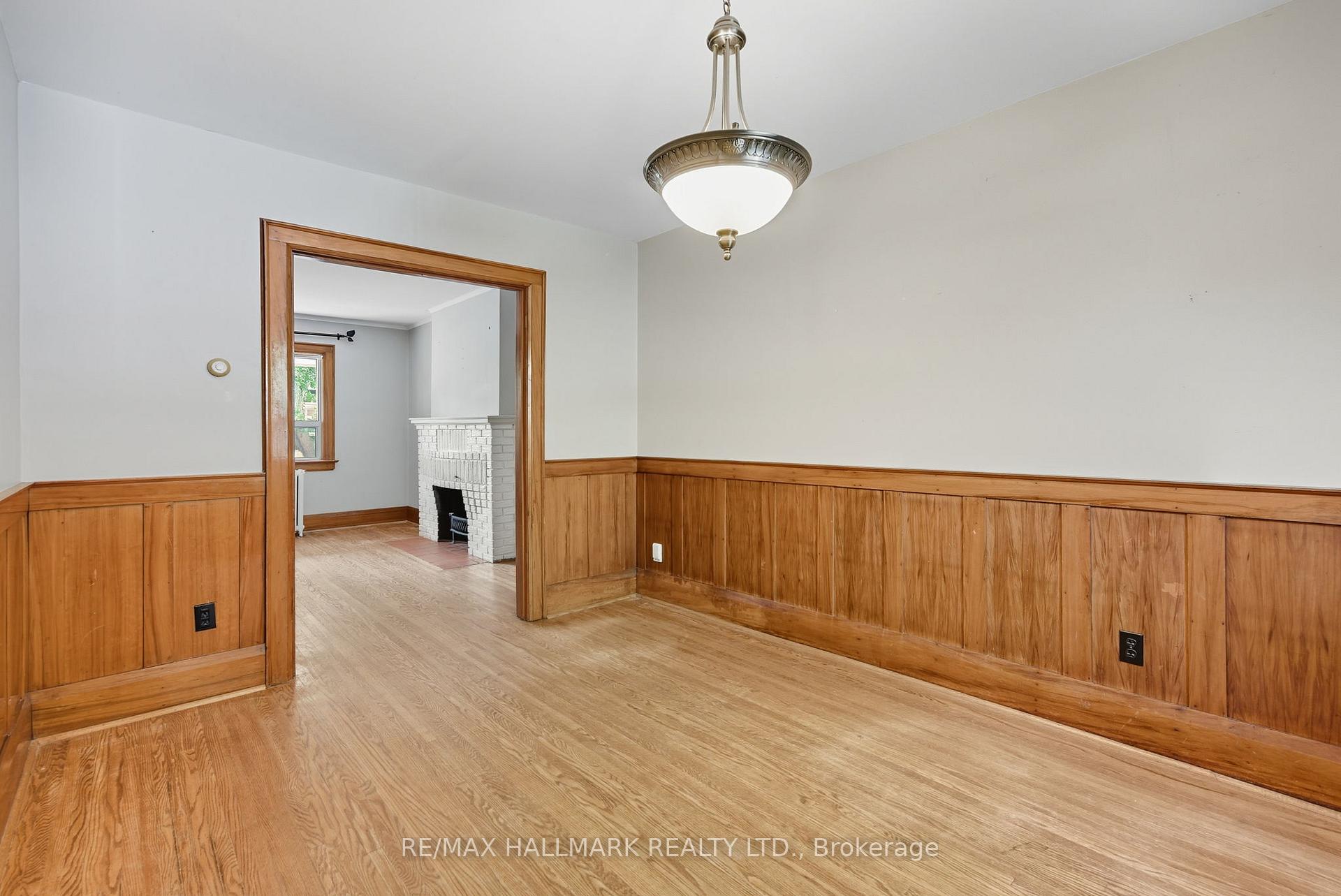 Photo 13 of 386 Belsize Drive, Toronto, Mount Pleasant East — HOMEH