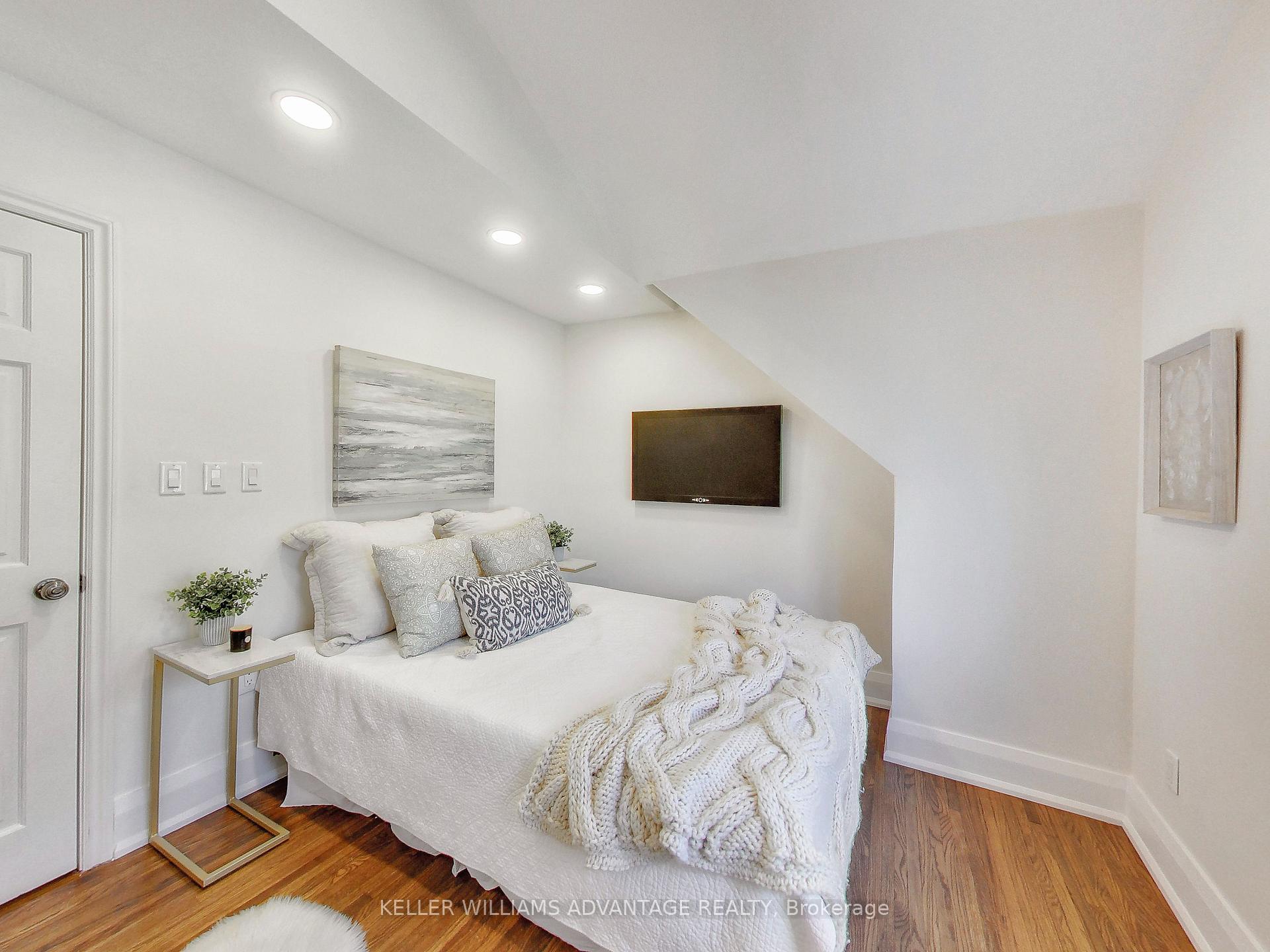 Photo 28 of 59 Corley Avenue, Toronto, East End-Danforth — HOMEH