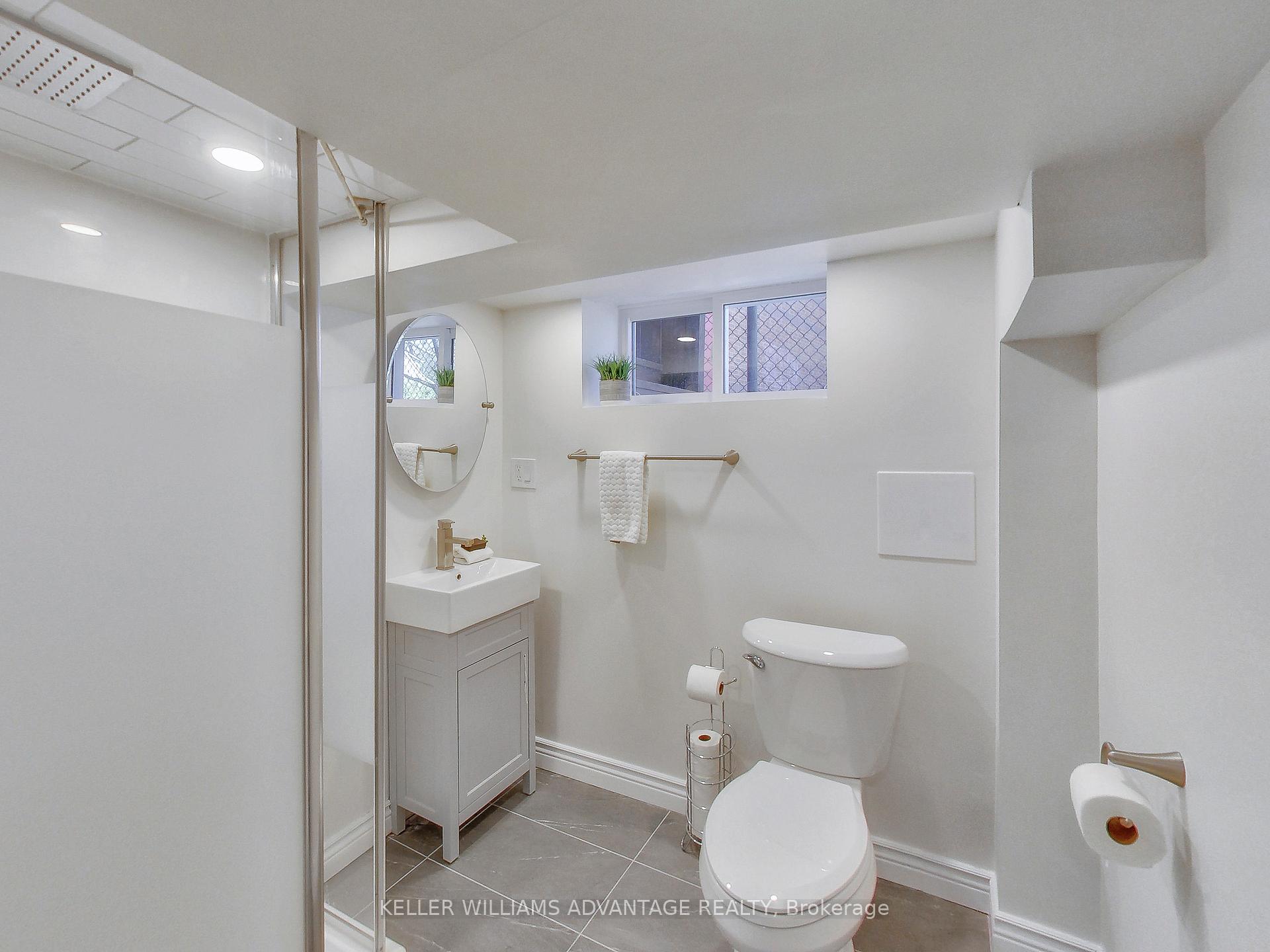 Photo 39 of 59 Corley Avenue, Toronto, East End-Danforth — HOMEH