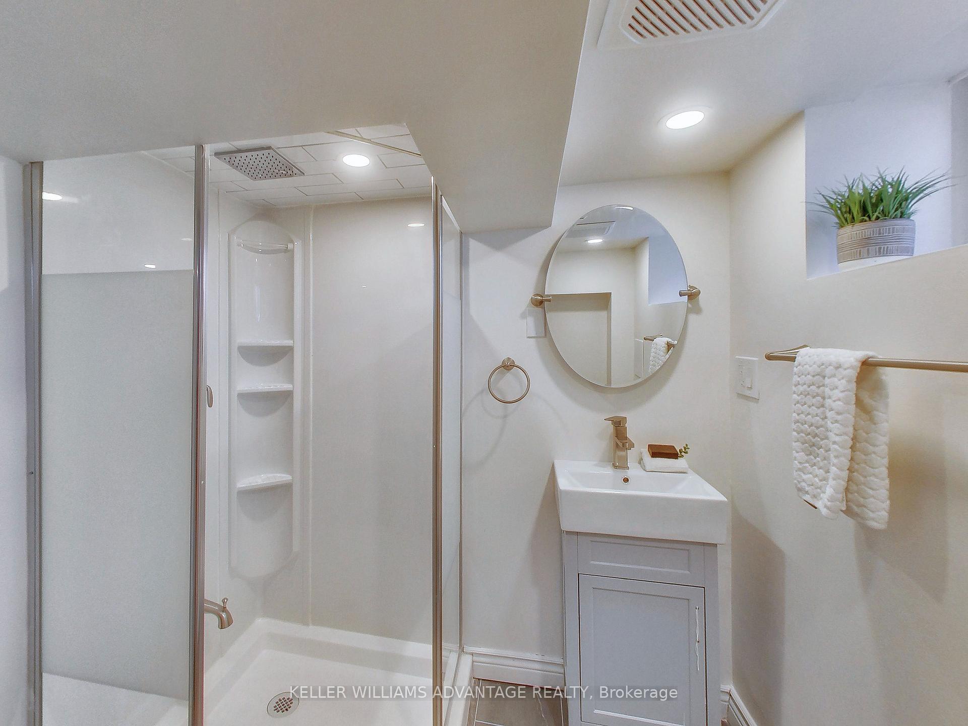 Photo 40 of 59 Corley Avenue, Toronto, East End-Danforth — HOMEH