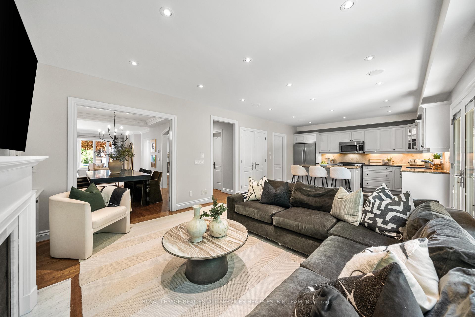 Photo 8 of 43 Randolph Road, Toronto, Leaside — HOMEH