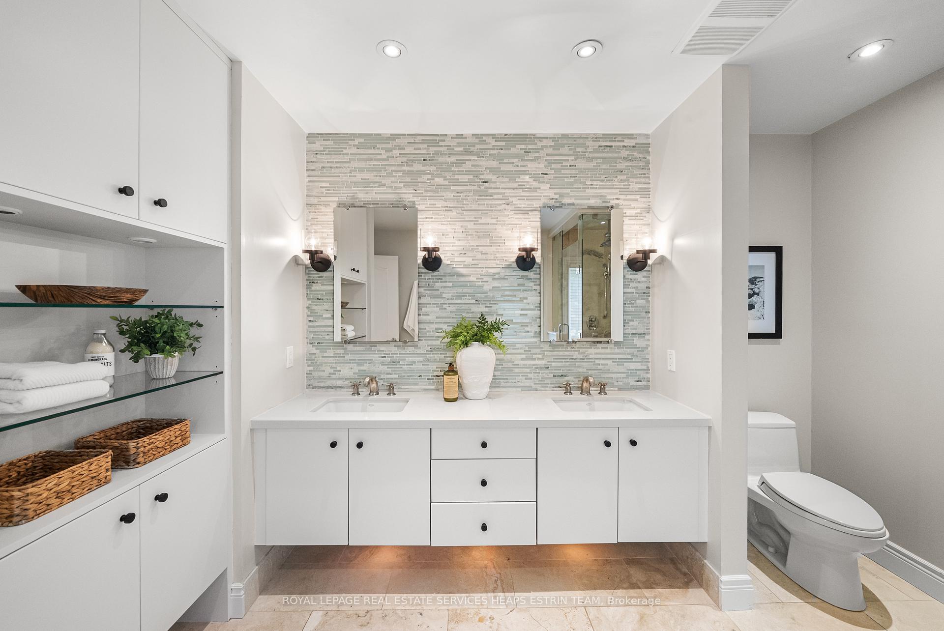 Photo 19 of 43 Randolph Road, Toronto, Leaside — HOMEH
