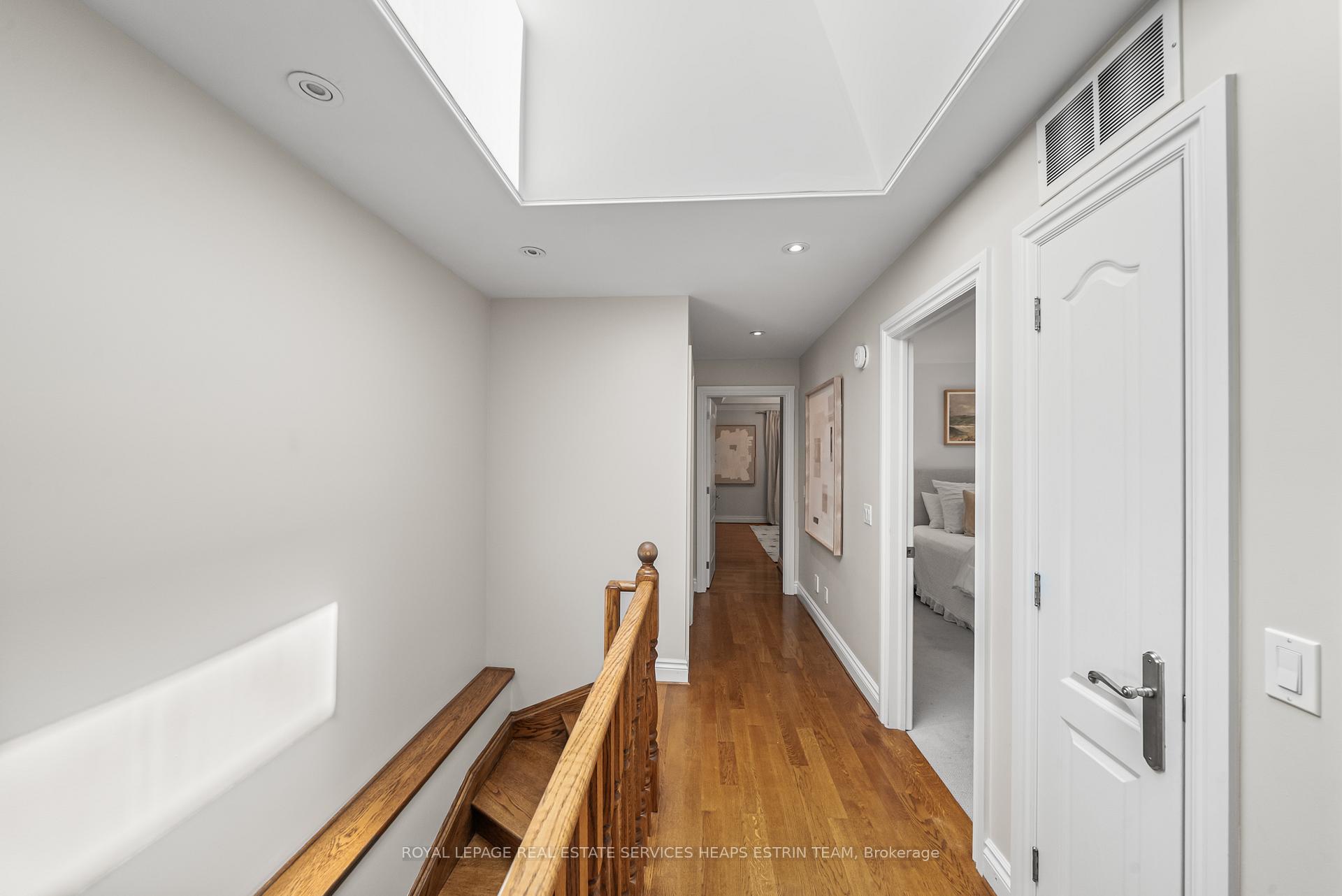 Photo 23 of 43 Randolph Road, Toronto, Leaside — HOMEH